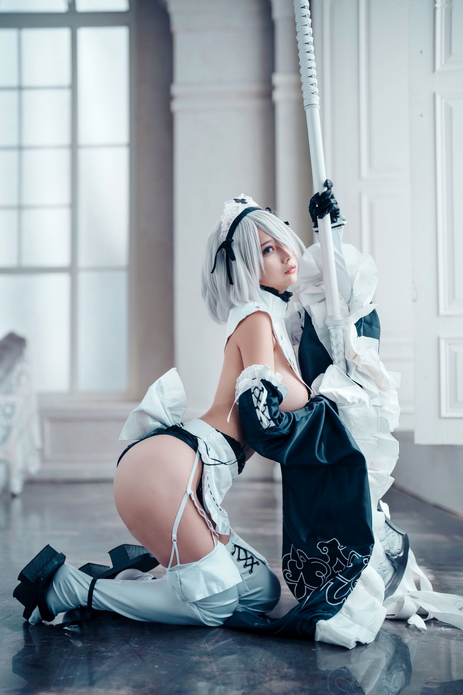 Gallery - 沖田凛花-Okita-Rinka-2B-Nun修女装COS：大胆火辣角色扮演，展现极致身材与诱惑魅力性感角色扮演制服诱惑私房照 女神私房照_秀色女神 - image 16
