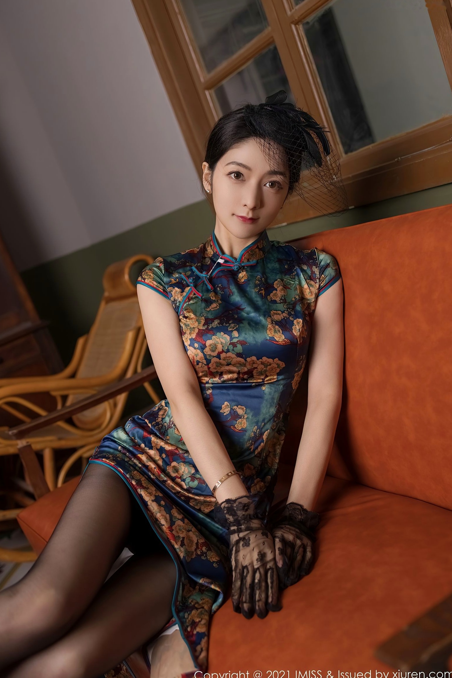 Gallery - IMiss爱蜜社 - Honey Club -591-小热巴：民国风古典旗袍演绎复古诱惑，黑丝长腿与优雅妆造尽显东方极致韵味大尺度写真爱蜜社 - Honey Club 旗袍黑丝性感诱惑制服 女神私房照_秀色女神 - image 7