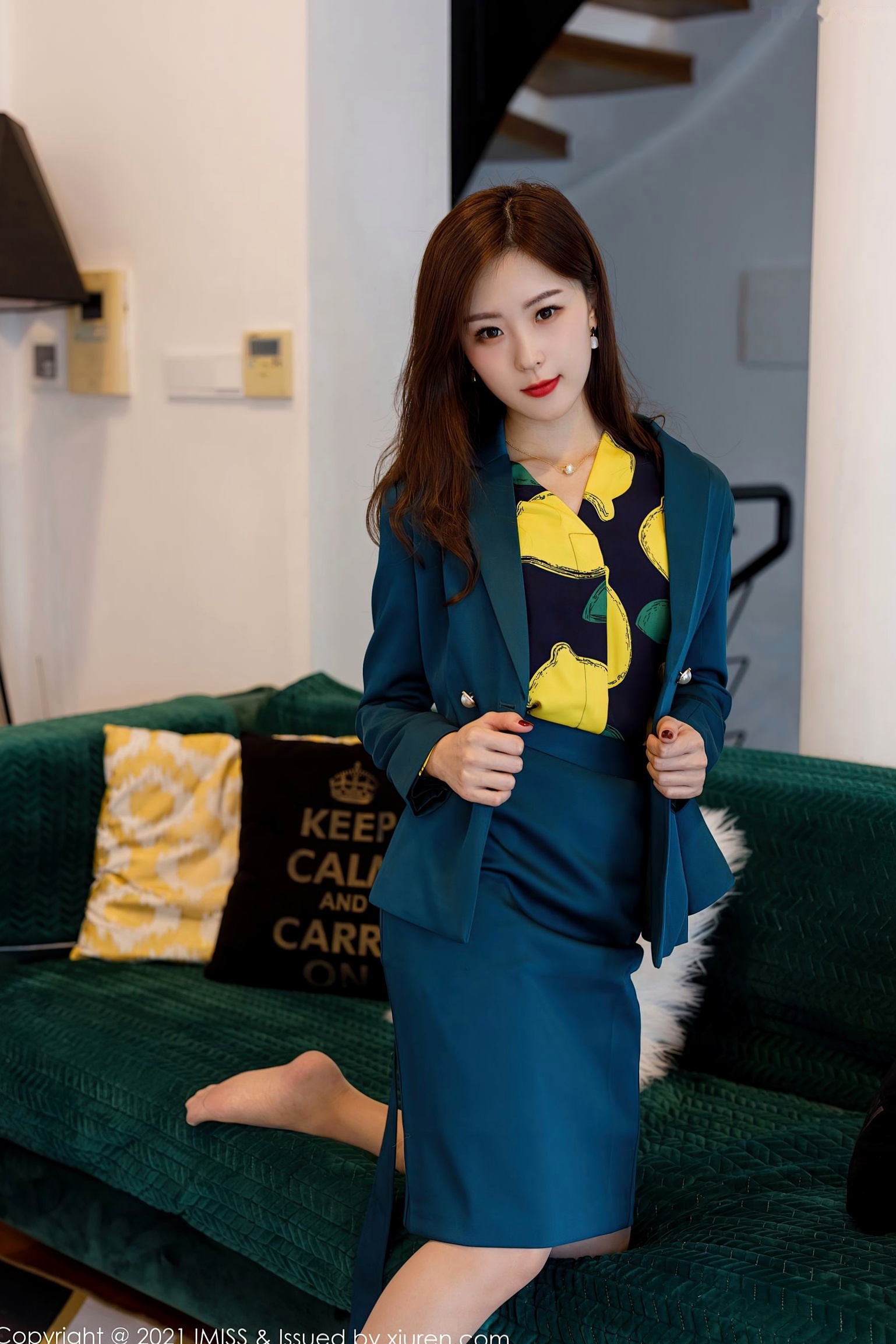 Gallery - IMiss爱蜜社 - Honey Club -551-杨紫嫣Cynthia-气质OL职业装变身性感蕾丝吊带袜私房照-美腿制服诱惑2021.02.08爱蜜社 - Honey Club 性感制服丝袜私房照 女神私房照_秀色女神 - image 20