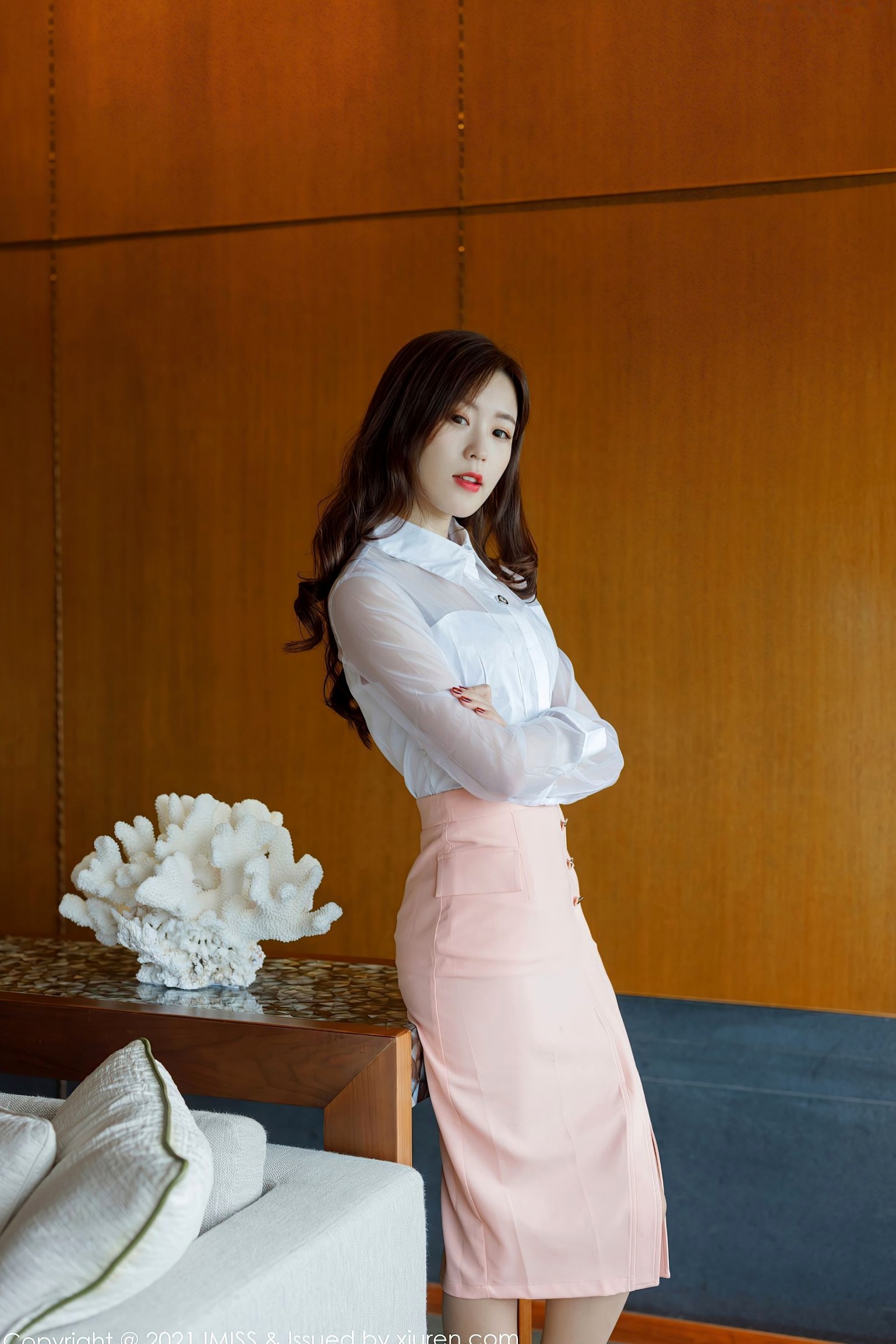 Gallery - IMiss爱蜜社 - Honey Club -544-杨紫嫣Cynthia：从优雅白衬衫粉裙到极致私房蕾丝内衣诱惑，尽显清纯御姐气质爱蜜社 - Honey Club 性感气质诱惑私房照 女神私房照_秀色女神 - image 8