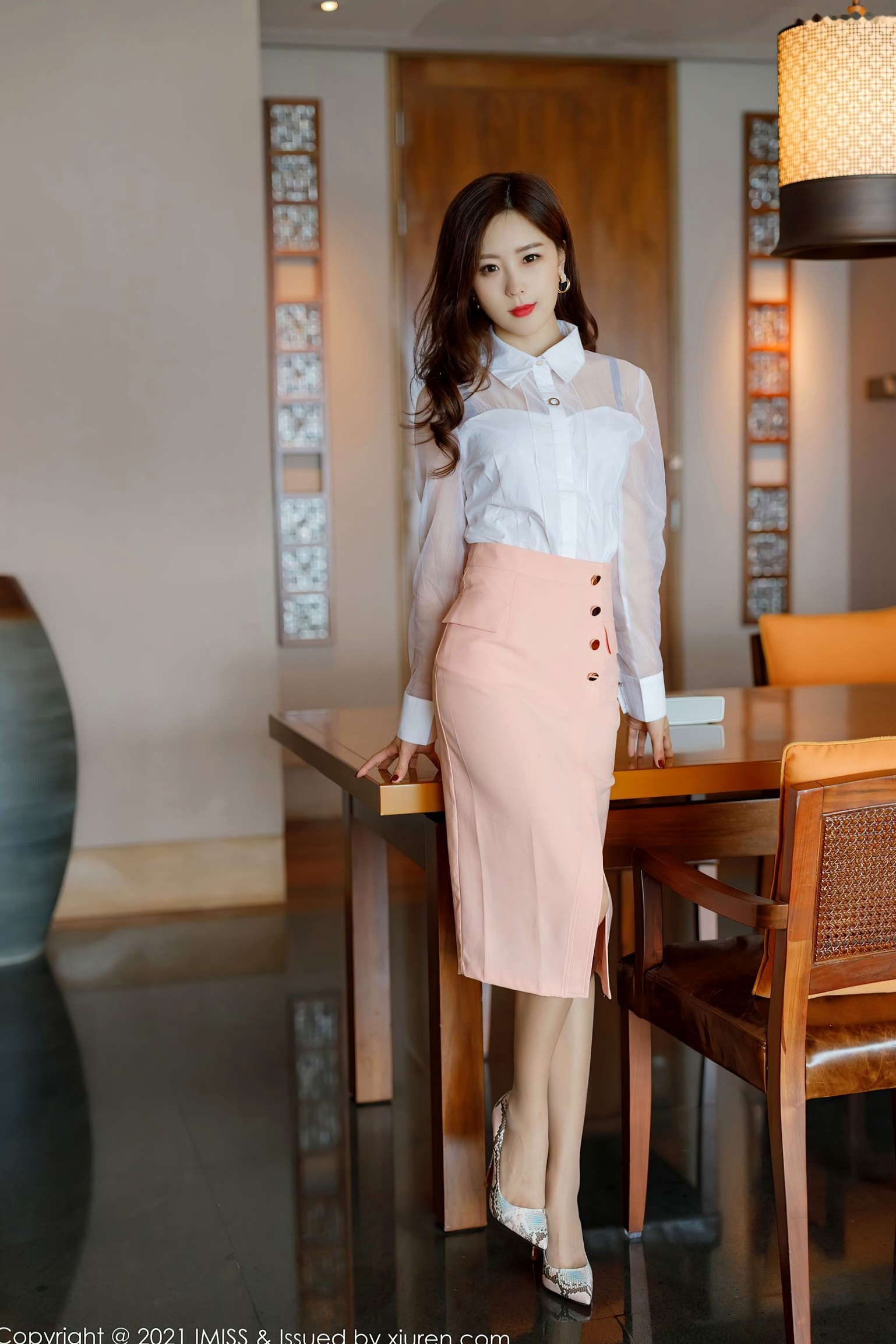 Gallery - IMiss爱蜜社 - Honey Club -544-杨紫嫣Cynthia：从优雅白衬衫粉裙到极致私房蕾丝内衣诱惑，尽显清纯御姐气质爱蜜社 - Honey Club 性感气质诱惑私房照 女神私房照_秀色女神 - image 14