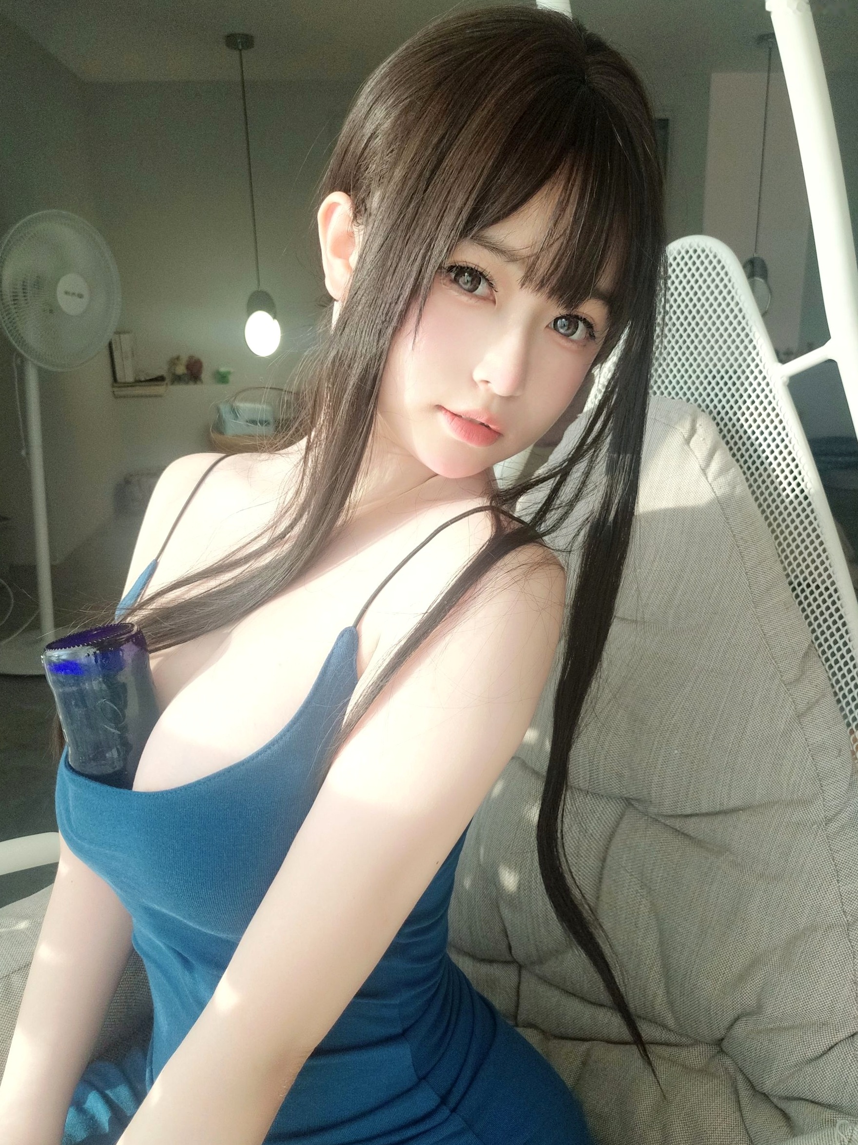 Gallery - 女主K-乘凉的姐姐：修身蓝裙家居私房写真，童颜巨乳清纯与性感的完美碰撞童颜巨乳性感诱惑家居私房照 女神私房照_秀色女神 - image 71