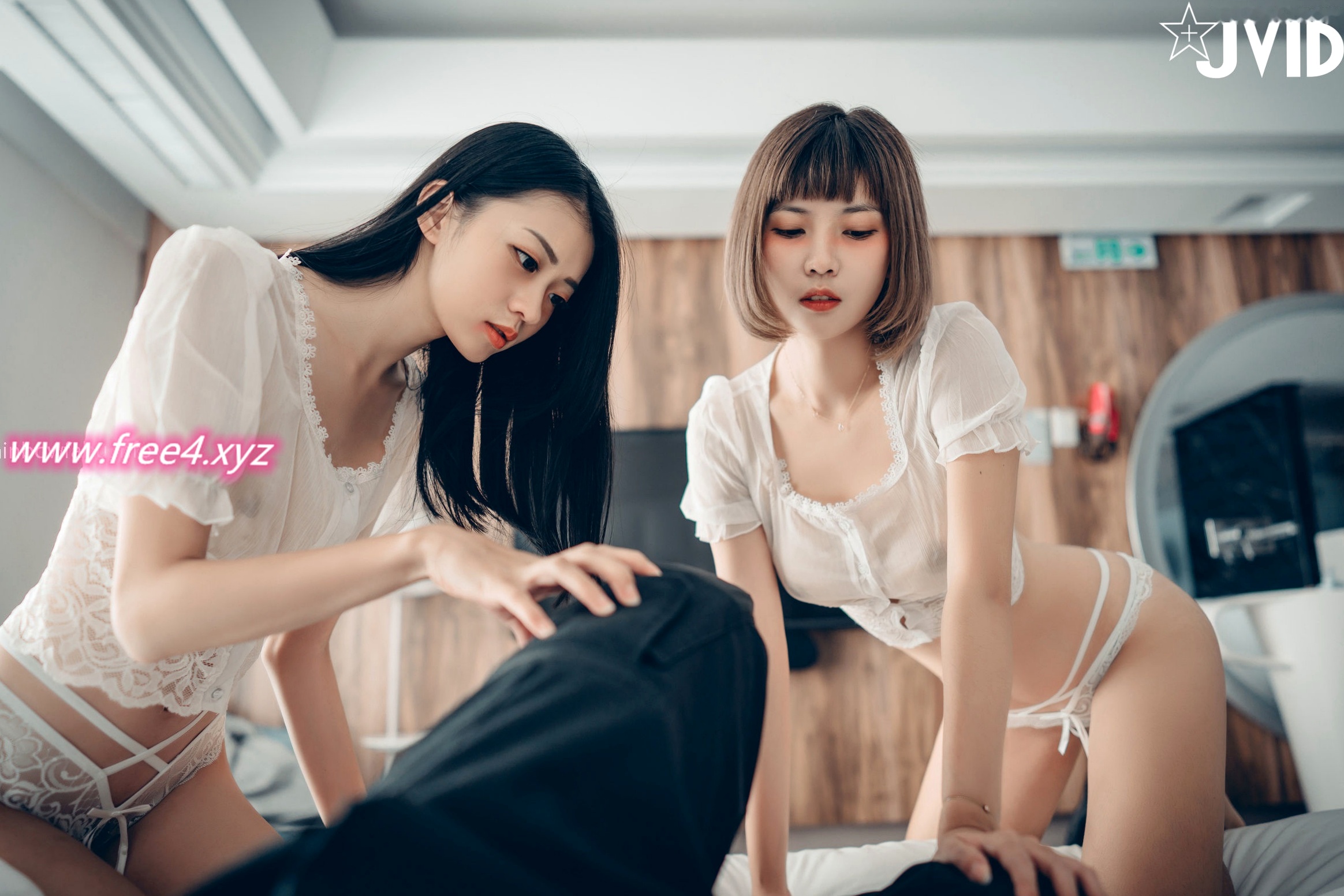 Gallery - JVID-妍妍与果宝宝-万圣节典籍：不给阳具就捣蛋-极品私房照，性感蕾丝大尺度诱惑写真JVID性感诱惑私房照大尺度 女神私房照_秀色女神 - image 131