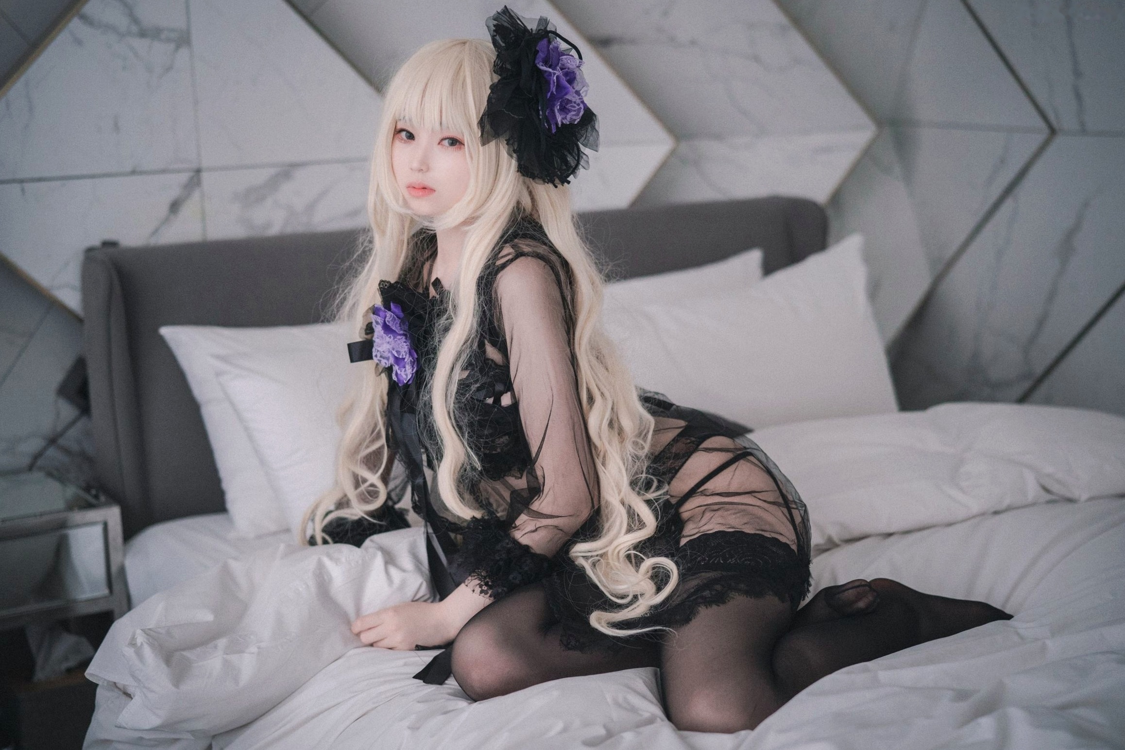 Gallery - 韩国美女Bambi斑比《命运之子》丽塔Cosplay：暗黑哥特风黑丝蕾丝内衣，精致白发造型诱惑写真韩国性感内衣黑丝角色扮演 女神私房照_秀色女神 - image 5