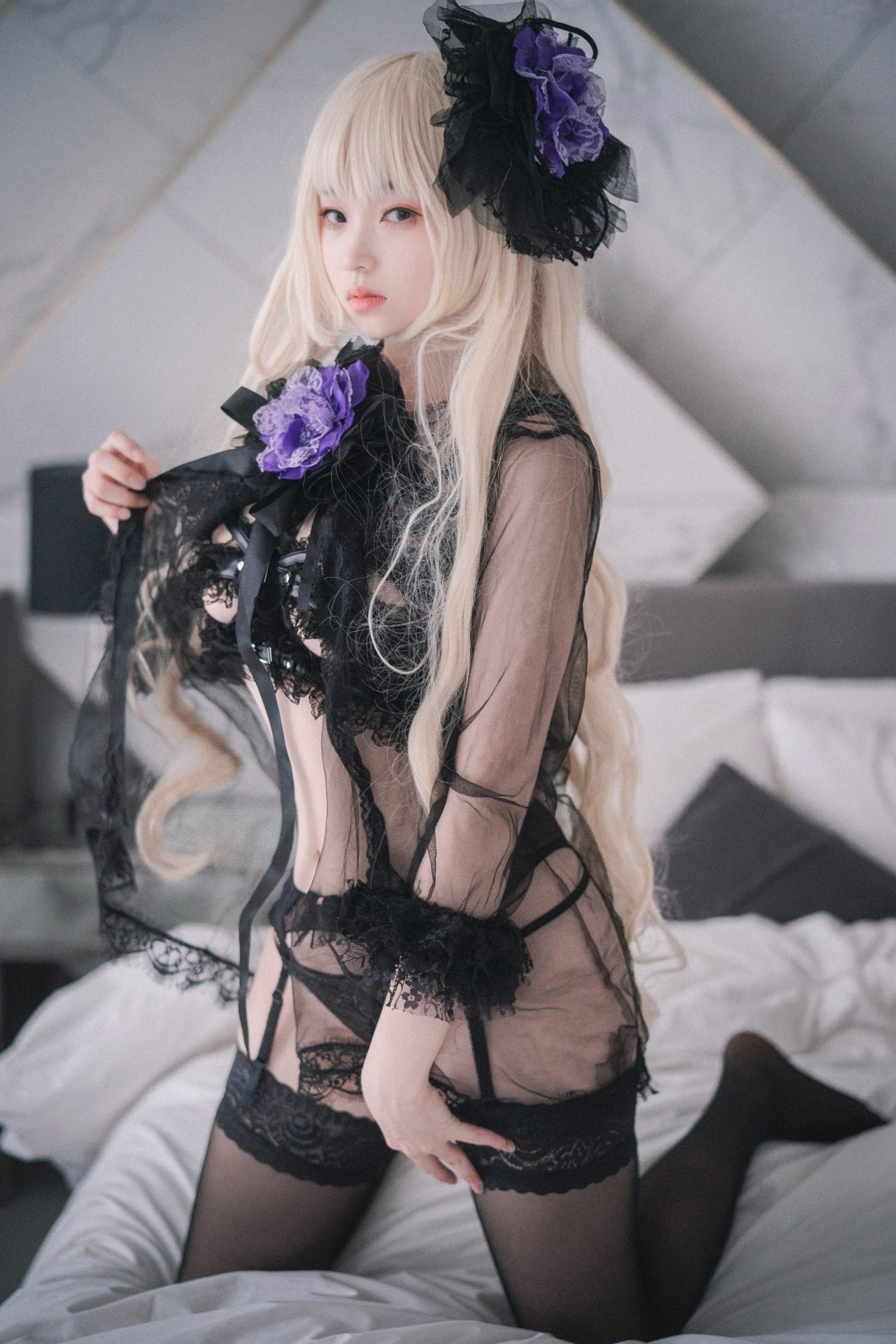 Gallery - 韩国美女Bambi斑比《命运之子》丽塔Cosplay：暗黑哥特风黑丝蕾丝内衣，精致白发造型诱惑写真韩国性感内衣黑丝角色扮演 女神私房照_秀色女神 - image 17