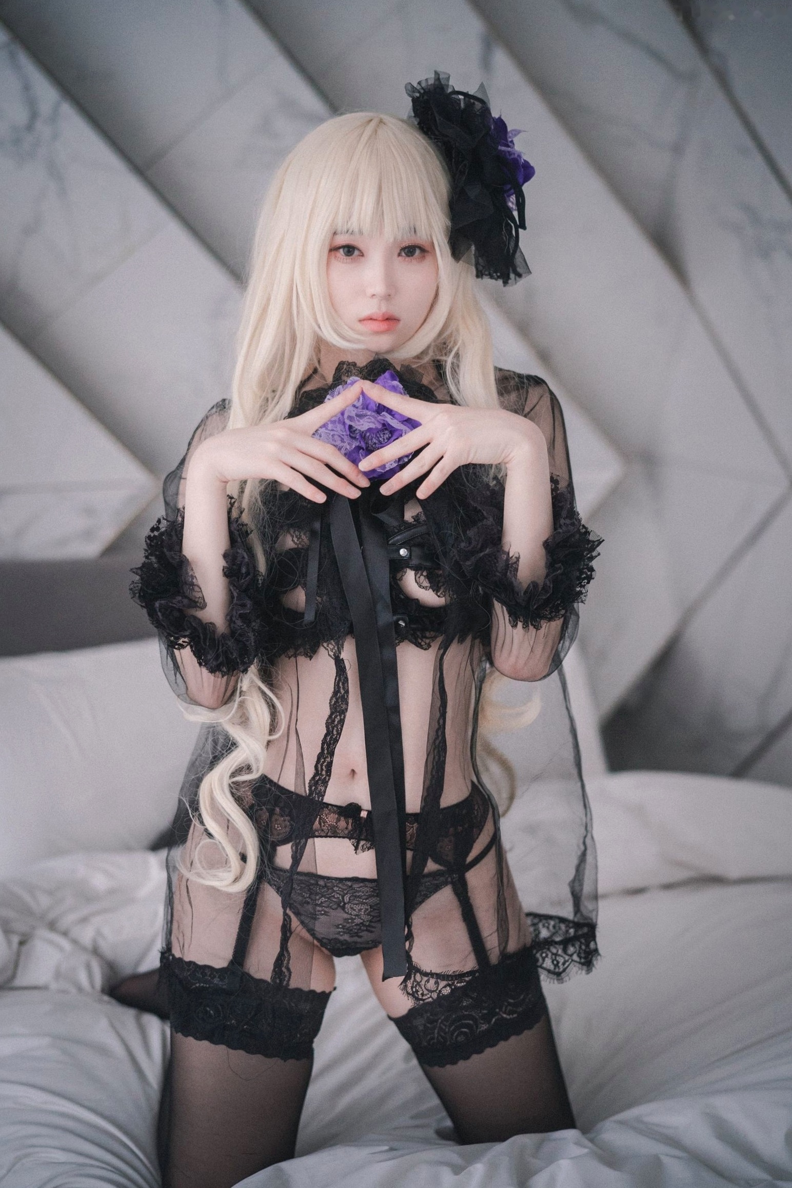Gallery - 韩国美女Bambi斑比《命运之子》丽塔Cosplay：暗黑哥特风黑丝蕾丝内衣，精致白发造型诱惑写真韩国性感内衣黑丝角色扮演 女神私房照_秀色女神 - image 18