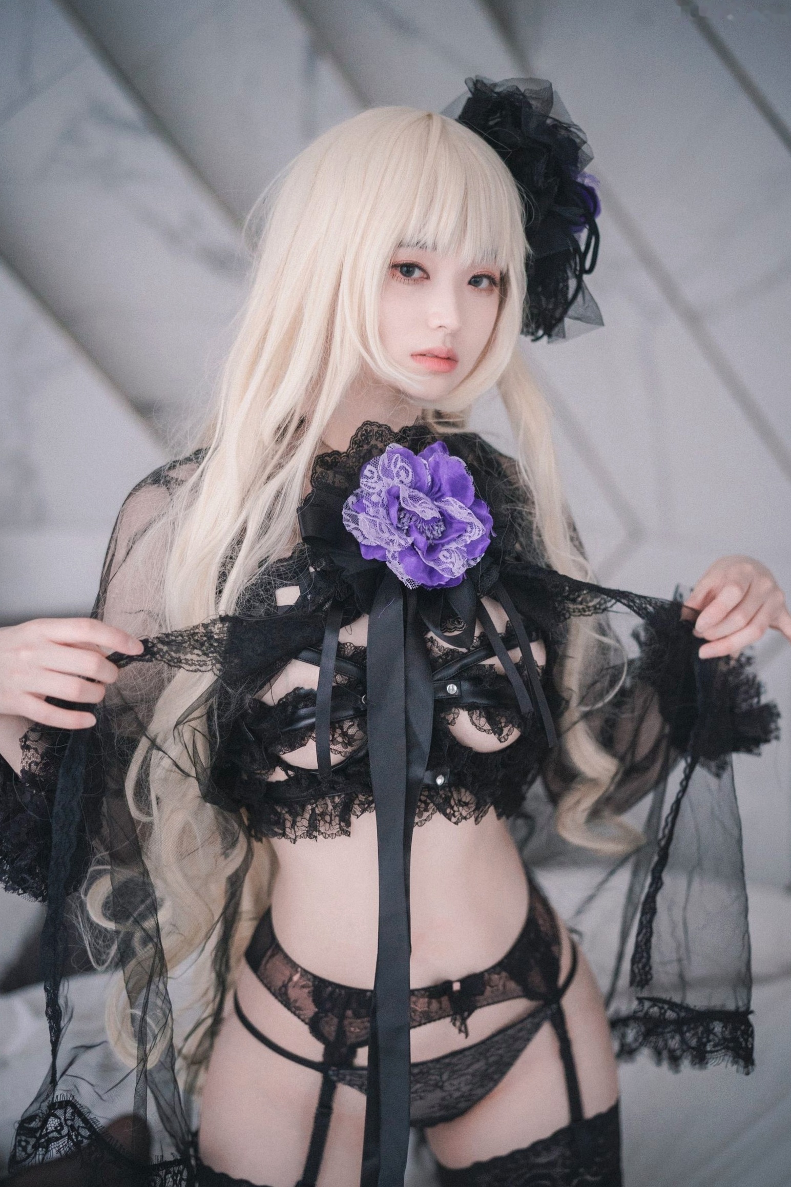 Gallery - 韩国美女Bambi斑比《命运之子》丽塔Cosplay：暗黑哥特风黑丝蕾丝内衣，精致白发造型诱惑写真韩国性感内衣黑丝角色扮演 女神私房照_秀色女神 - image 20