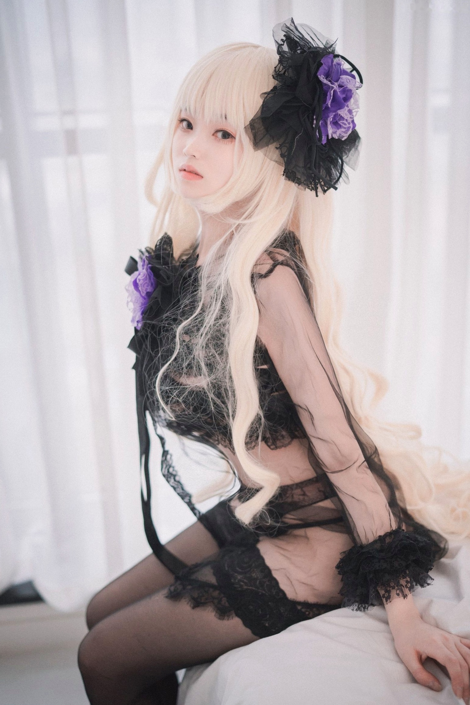 Gallery - 韩国美女Bambi斑比《命运之子》丽塔Cosplay：暗黑哥特风黑丝蕾丝内衣，精致白发造型诱惑写真韩国性感内衣黑丝角色扮演 女神私房照_秀色女神 - image 25