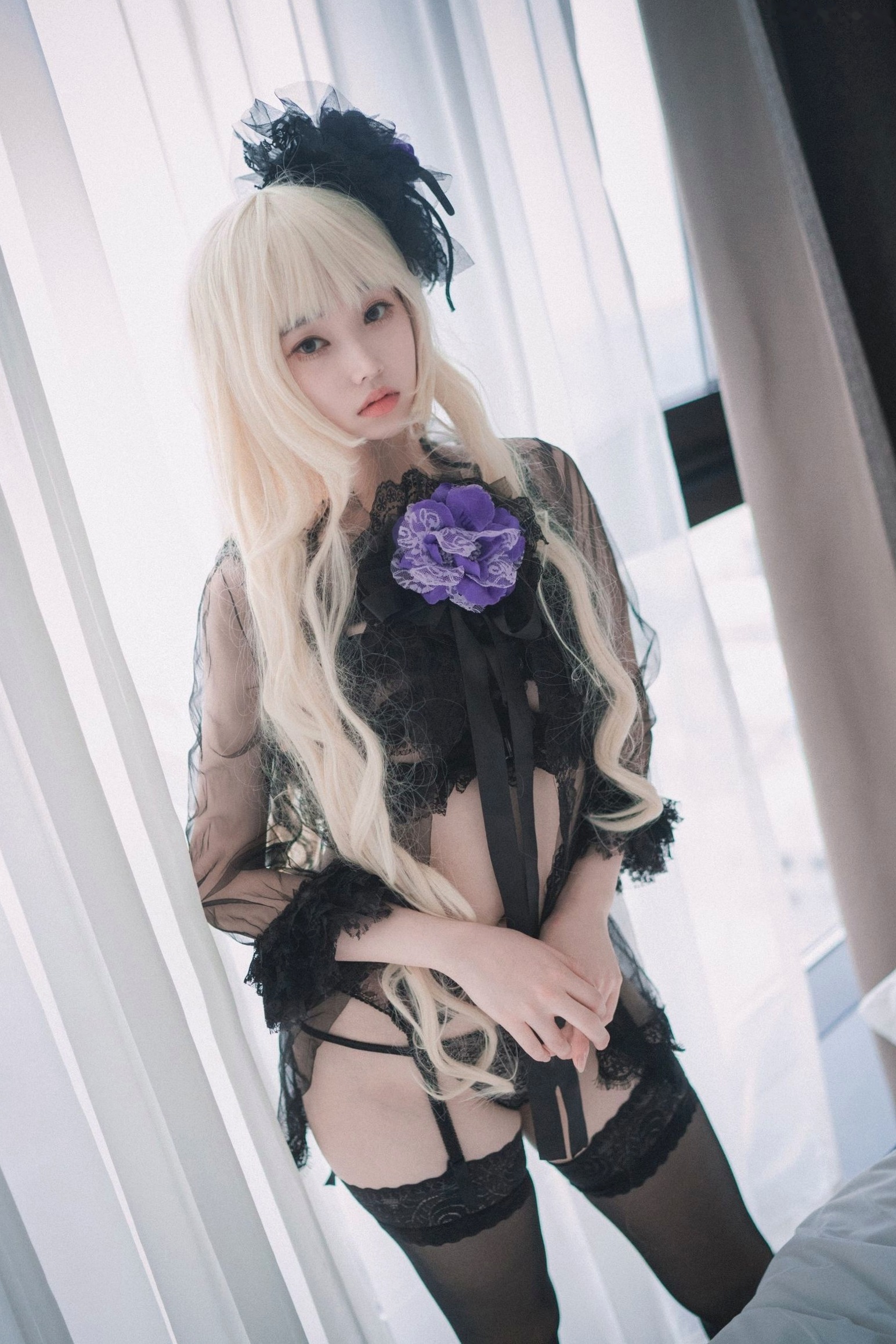 Gallery - 韩国美女Bambi斑比《命运之子》丽塔Cosplay：暗黑哥特风黑丝蕾丝内衣，精致白发造型诱惑写真韩国性感内衣黑丝角色扮演 女神私房照_秀色女神 - image 42