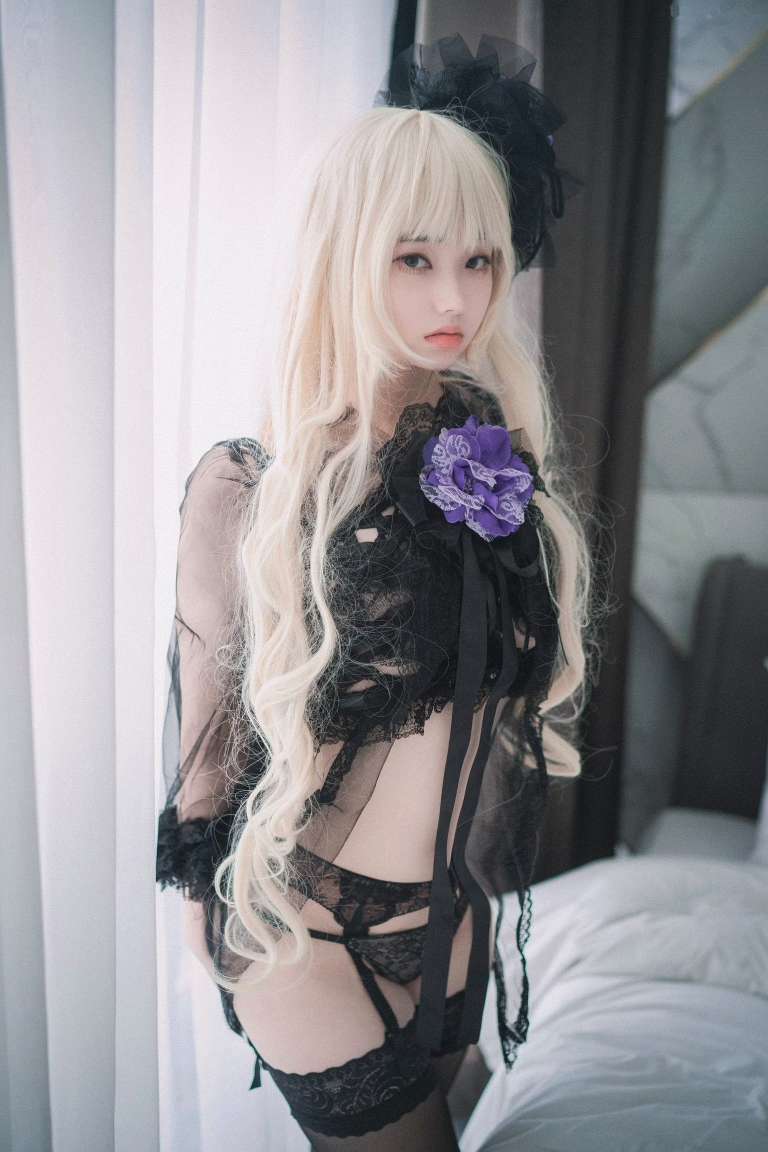 Gallery - 韩国美女Bambi斑比《命运之子》丽塔Cosplay：暗黑哥特风黑丝蕾丝内衣，精致白发造型诱惑写真韩国性感内衣黑丝角色扮演 女神私房照_秀色女神 - image 46