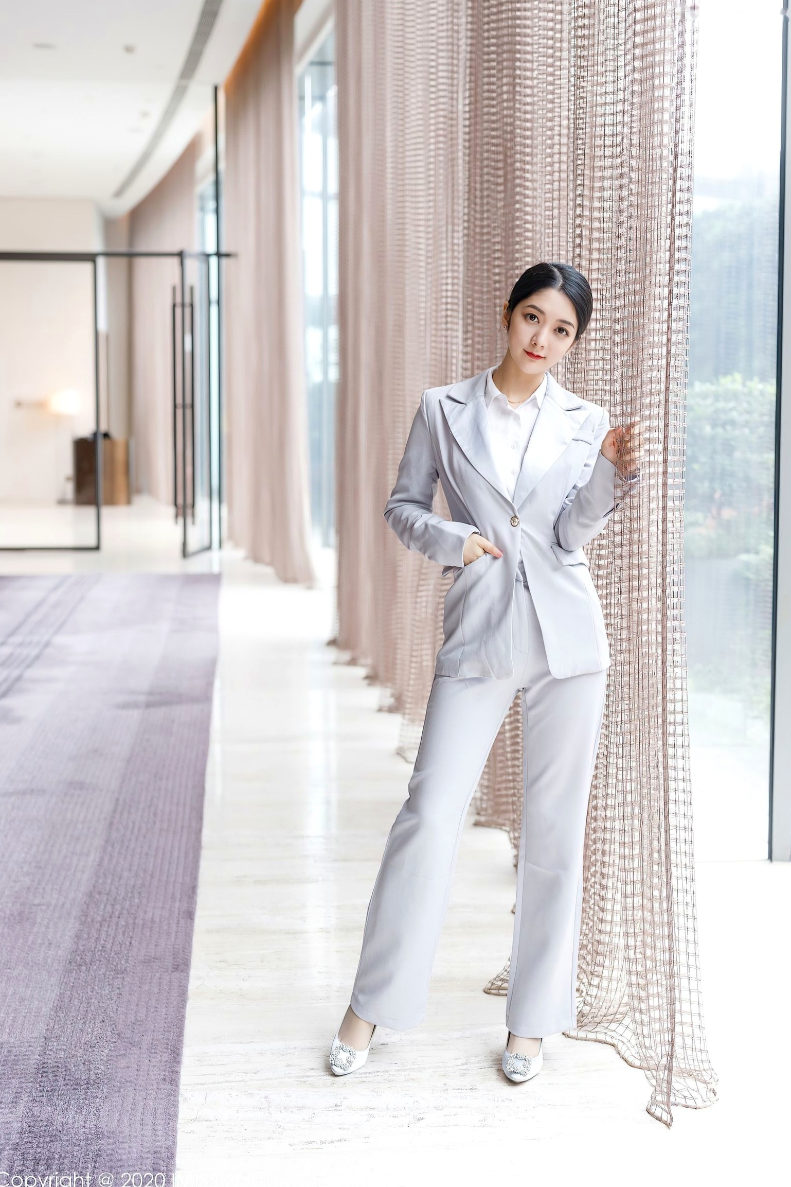 Gallery - IMiss爱蜜社 - Honey Club -483-小热巴：干练灰色西装与性感内衣碰撞，室内职场风私房写真，御姐诱惑，无圣光大尺度视觉盛宴爱蜜社 - Honey Club 性感制服诱惑私房照内衣大尺度 女神私房照_秀色女神 - image 50