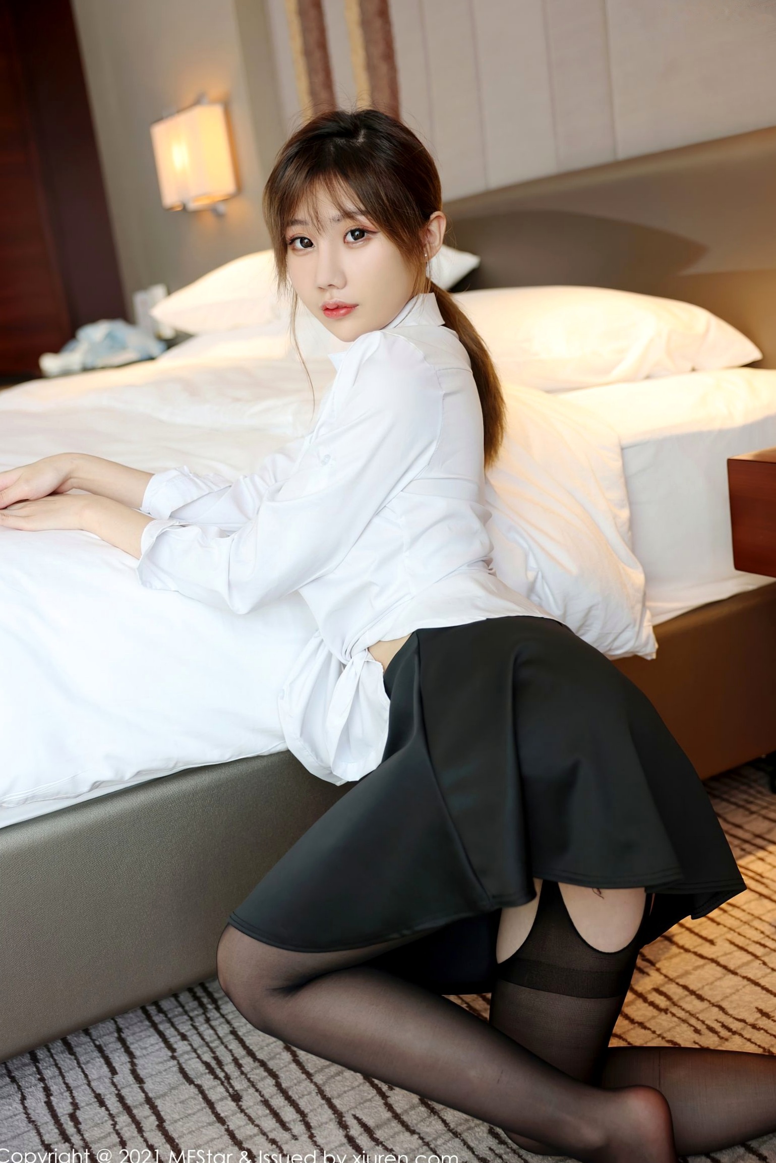 Gallery - MFStar模范学院-525-李颖煊Baby-白衬衫黑丝吊带袜-酒店私房写真-居家性感诱惑-2021.08.13模范学院黑丝丝袜私房照性感 女神私房照_秀色女神 - image 26