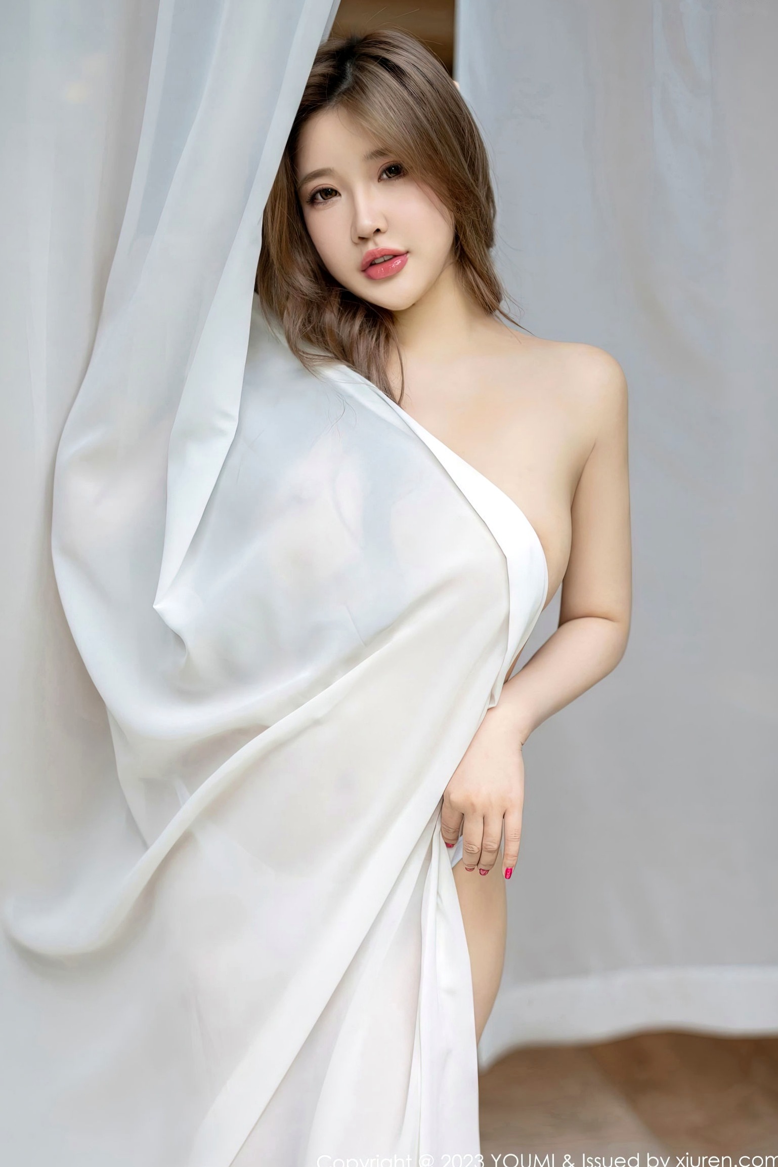 Gallery - YouMi尤蜜荟 - Chiness Model -小海臀Rena：三亚私房旅拍，身着白色轻透薄纱连衣裙，极致诱惑写真，展现丰满热辣曲线尤蜜荟 - Chiness Model 诱惑性感尤物私房照 女神私房照_秀色女神 - image 42