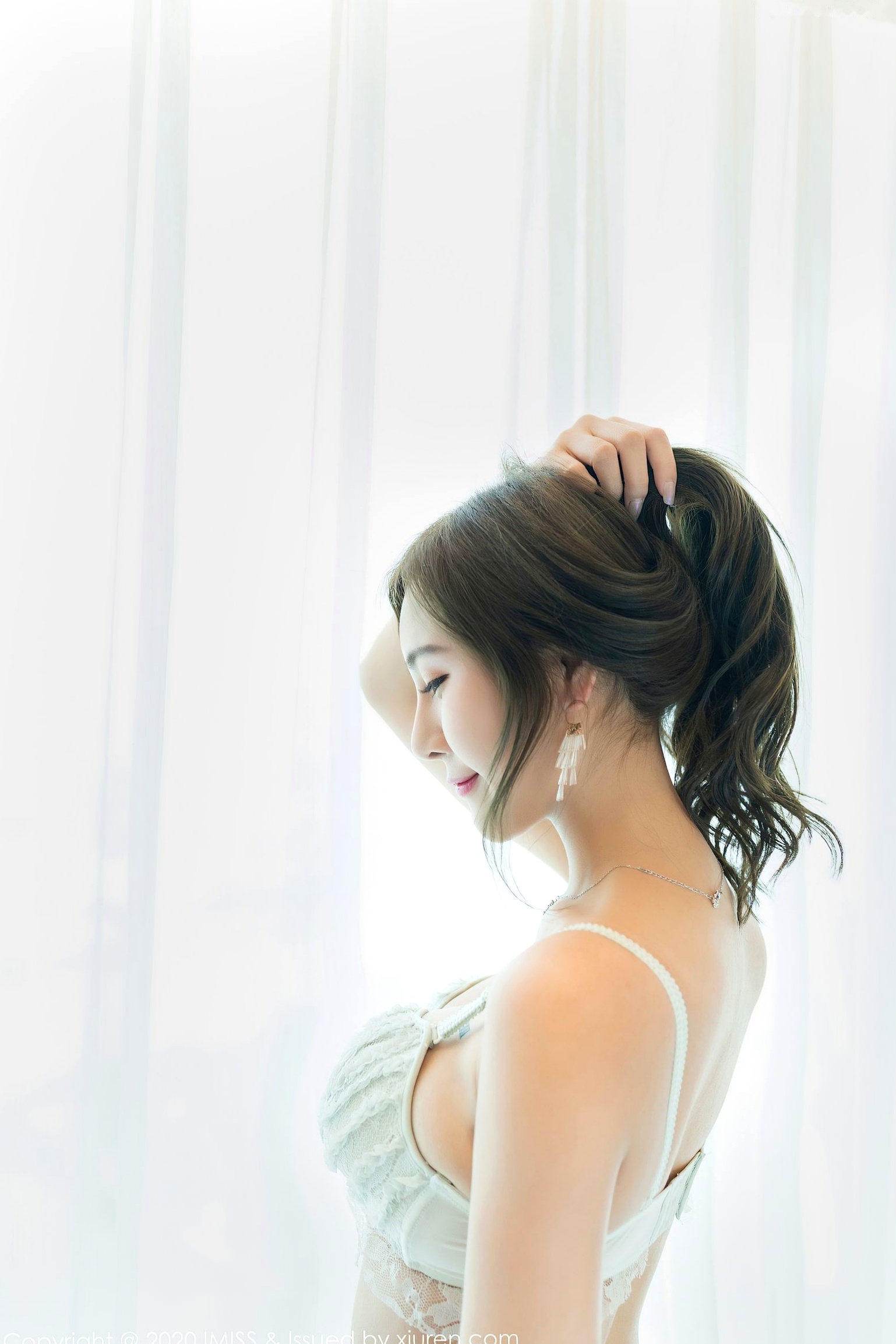 Gallery - IMiss爱蜜社 - Honey Club -475-Lavinia肉肉-床上蕾丝内衣诱惑与职业装私房写真系列爱蜜社 - Honey Club 私房照内衣性感美腿 女神私房照_秀色女神 - image 4