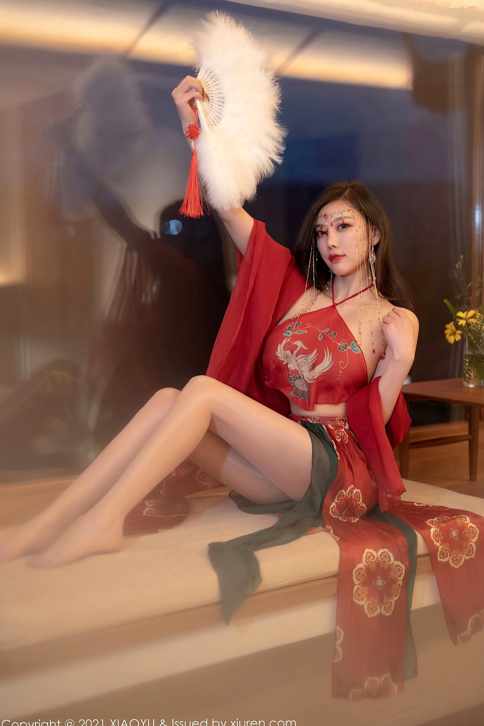 Gallery - XiaoYu语画界 - Painting World -杨晨晨Sugar-丽江心愿旅拍红色古装肚兜-典雅古典韵味-酒店私房摄影语画界 - Painting World 私房照肚兜性感气质 女神私房照_秀色女神 - image 2