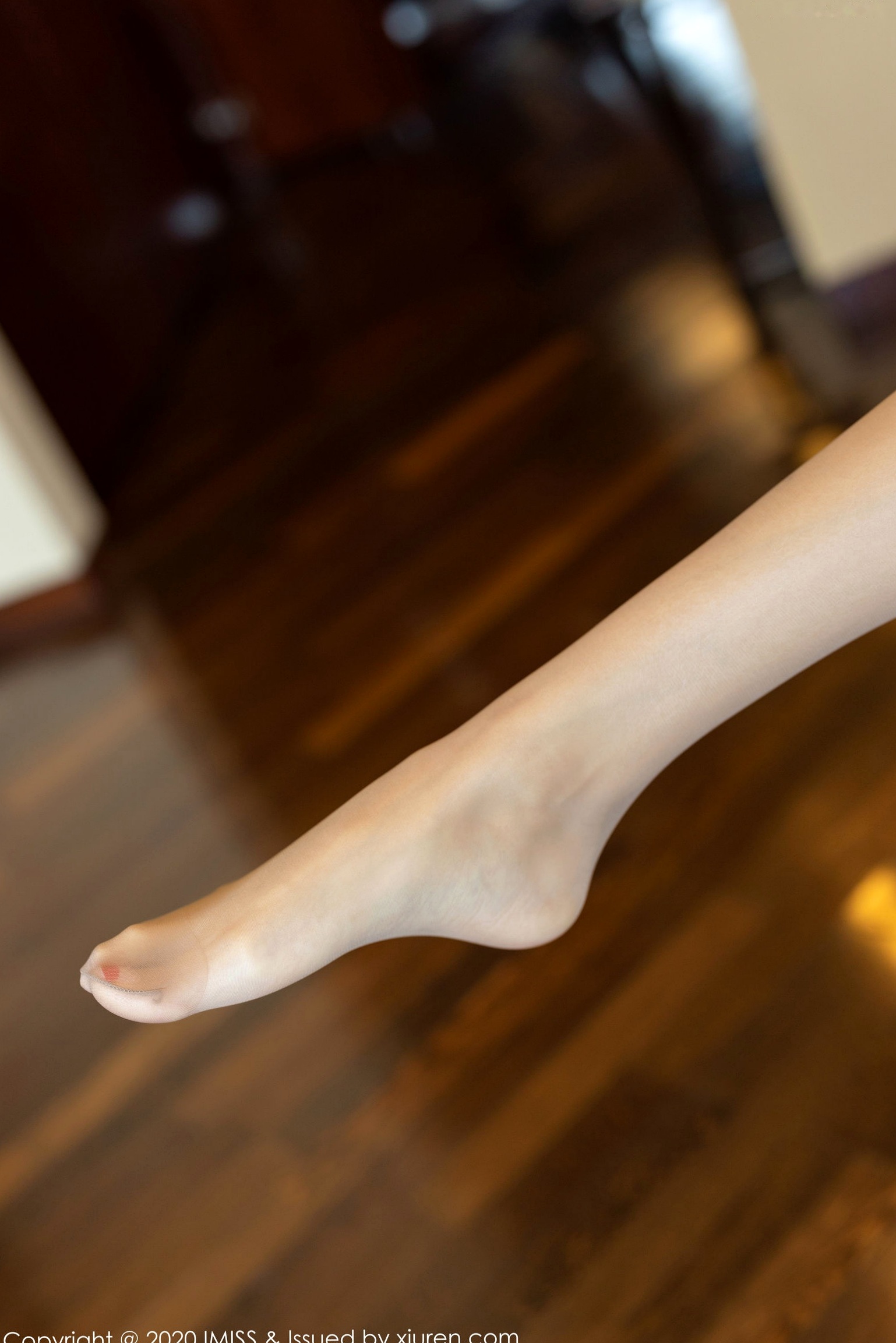 Gallery - IMiss爱蜜社 - Honey Club -448-杨紫嫣Cynthia-干练职场秘书装，办公室与地下车库实景拍摄，尽显都市丽人黑丝诱惑美腿爱蜜社 - Honey Club 制服黑丝诱惑美腿 女神私房照_秀色女神 - image 4