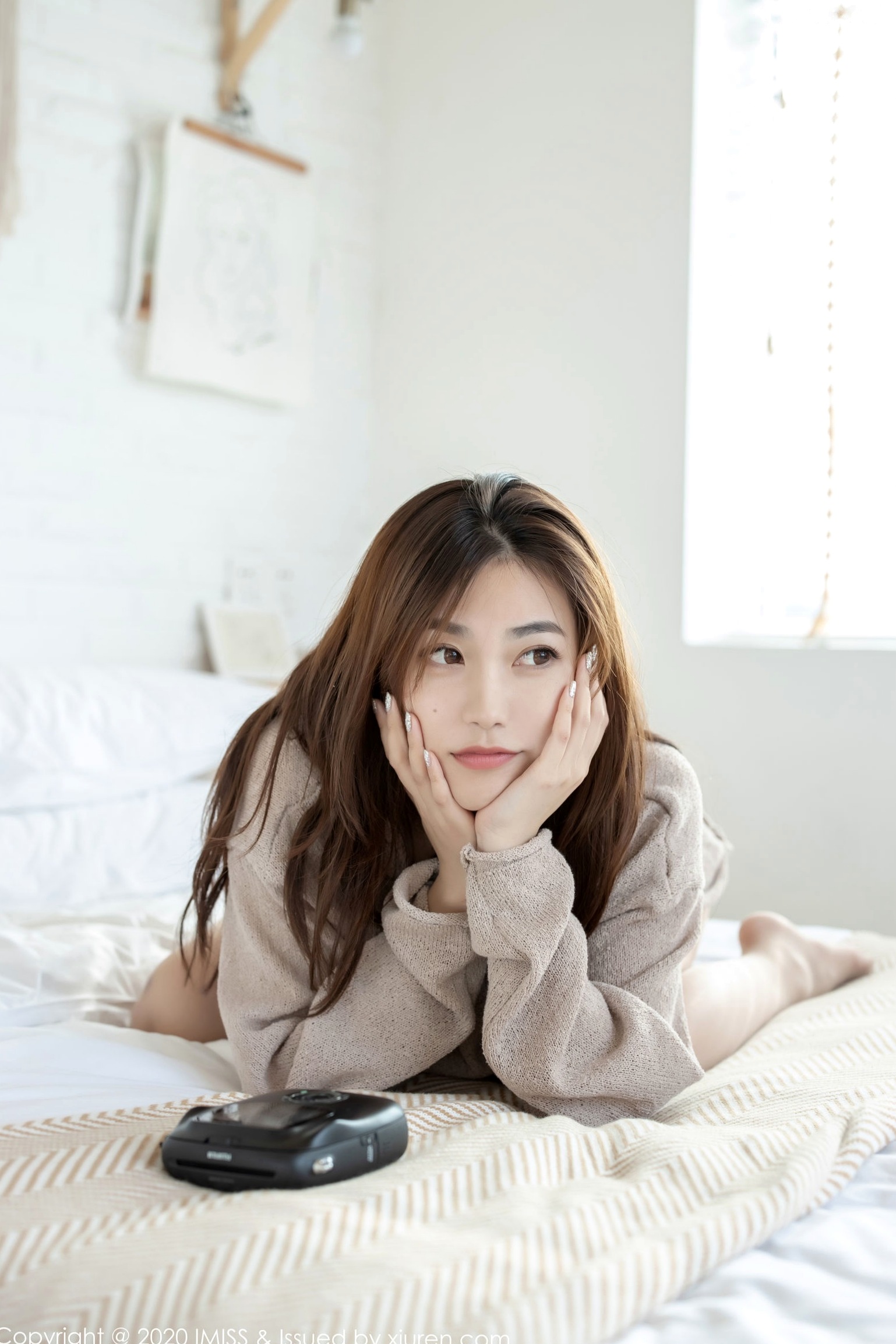 Gallery - IMiss爱蜜社 - Honey Club -440-许诺：居家针织毛衣私房写真，温婉气质展现修长美腿爱蜜社 - Honey Club 性感私房照美腿气质 女神私房照_秀色女神 - image 19