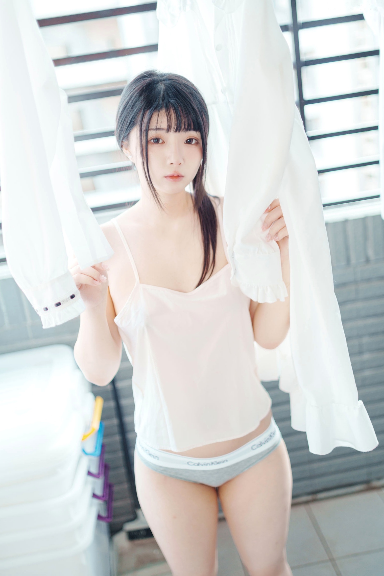Gallery - 落落Raku-Your-Waifu-2022.12月订阅：清新治愈居家私房照，萌宠相伴尽显少女诱惑私房照治愈系诱惑家居 女神私房照_秀色女神 - image 34