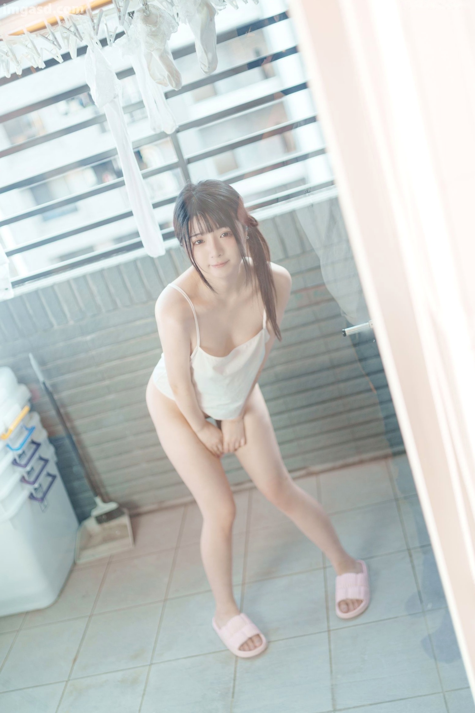 Gallery - 落落Raku-Your-Waifu-2022.12月订阅：清新治愈居家私房照，萌宠相伴尽显少女诱惑私房照治愈系诱惑家居 女神私房照_秀色女神 - image 51