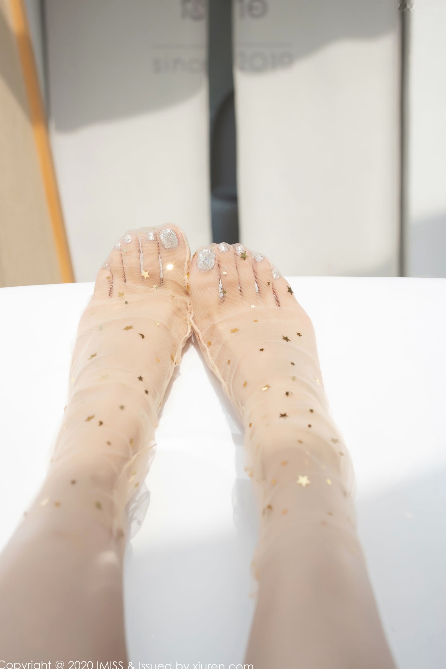 Gallery - IMiss爱蜜社 - Honey Club -434-许诺-清新居家针织毛衣私房写真-性感连身裙星点丝袜-女神诱惑无圣光私房照清新治愈系诱惑爱蜜社 - Honey Club  女神私房照_秀色女神 - image 22