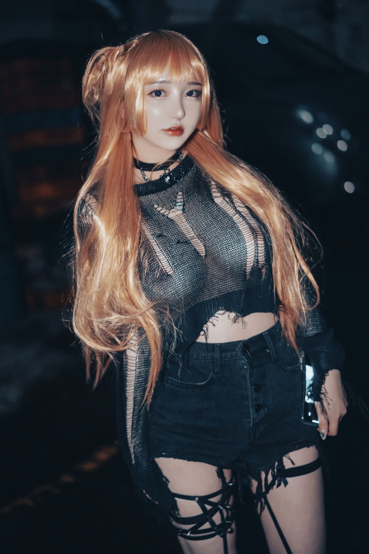 Gallery - 韩国美女孙乐乐Son-YeEun死亡笔记弥海砂Cosplay，暗黑车内私房大尺度写真，夜拍街头哥特诱惑，无圣光性感演绎韩国角色扮演大尺度私房照性感 女神私房照_秀色女神 - image 1