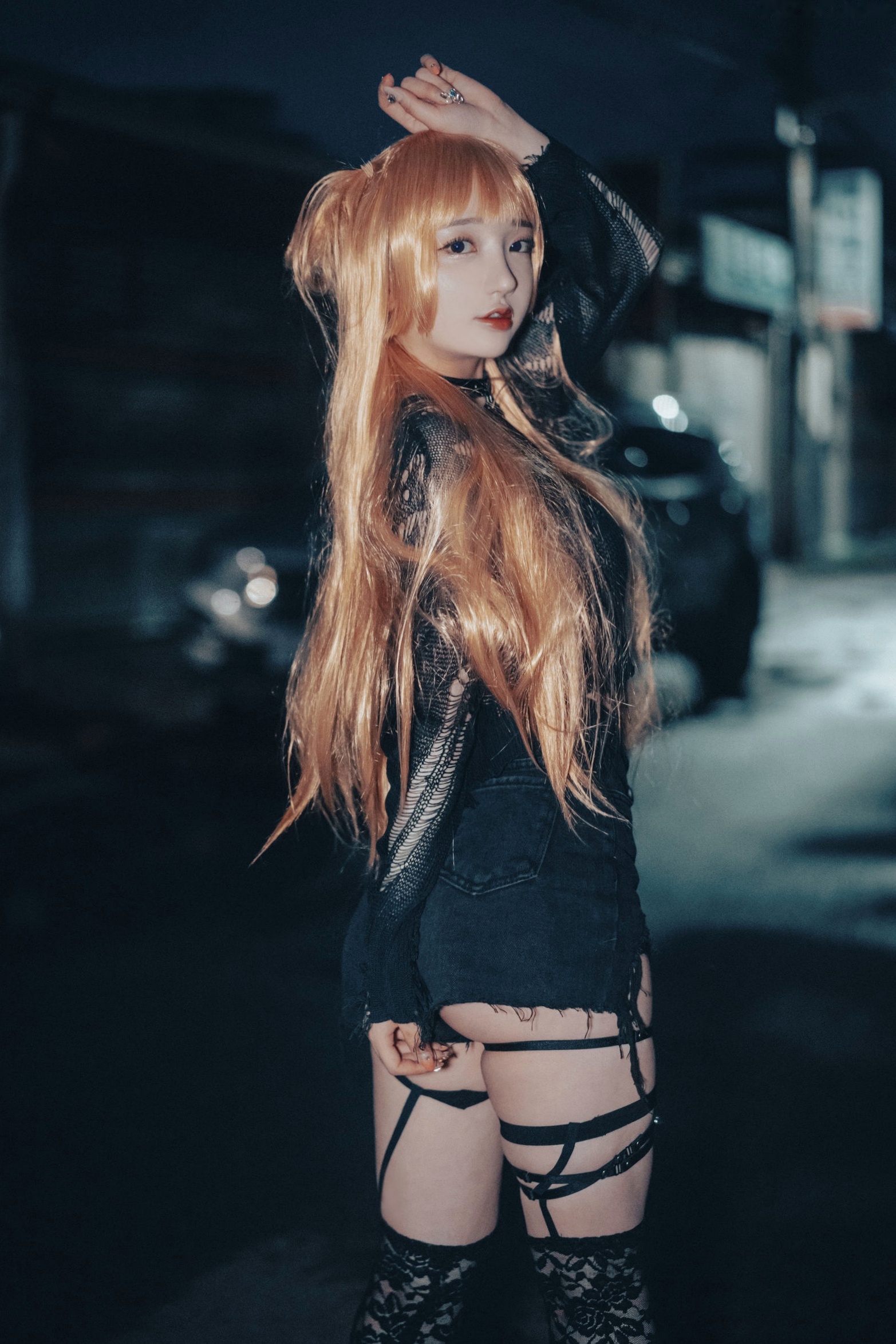 Gallery - 韩国美女孙乐乐Son-YeEun死亡笔记弥海砂Cosplay，暗黑车内私房大尺度写真，夜拍街头哥特诱惑，无圣光性感演绎韩国角色扮演大尺度私房照性感 女神私房照_秀色女神 - image 2