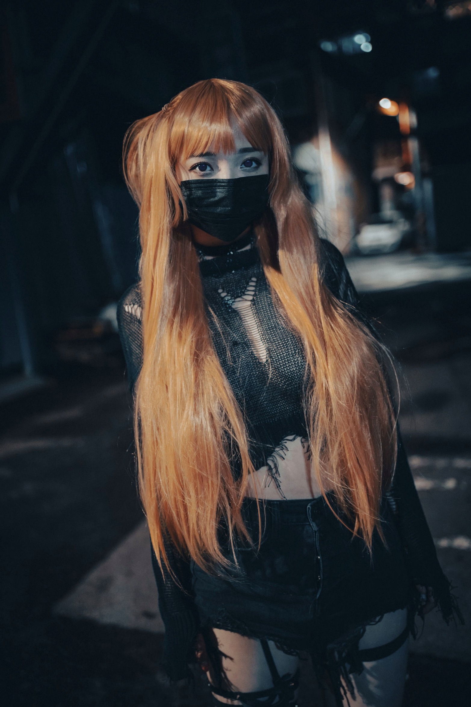 Gallery - 韩国美女孙乐乐Son-YeEun死亡笔记弥海砂Cosplay，暗黑车内私房大尺度写真，夜拍街头哥特诱惑，无圣光性感演绎韩国角色扮演大尺度私房照性感 女神私房照_秀色女神 - image 35
