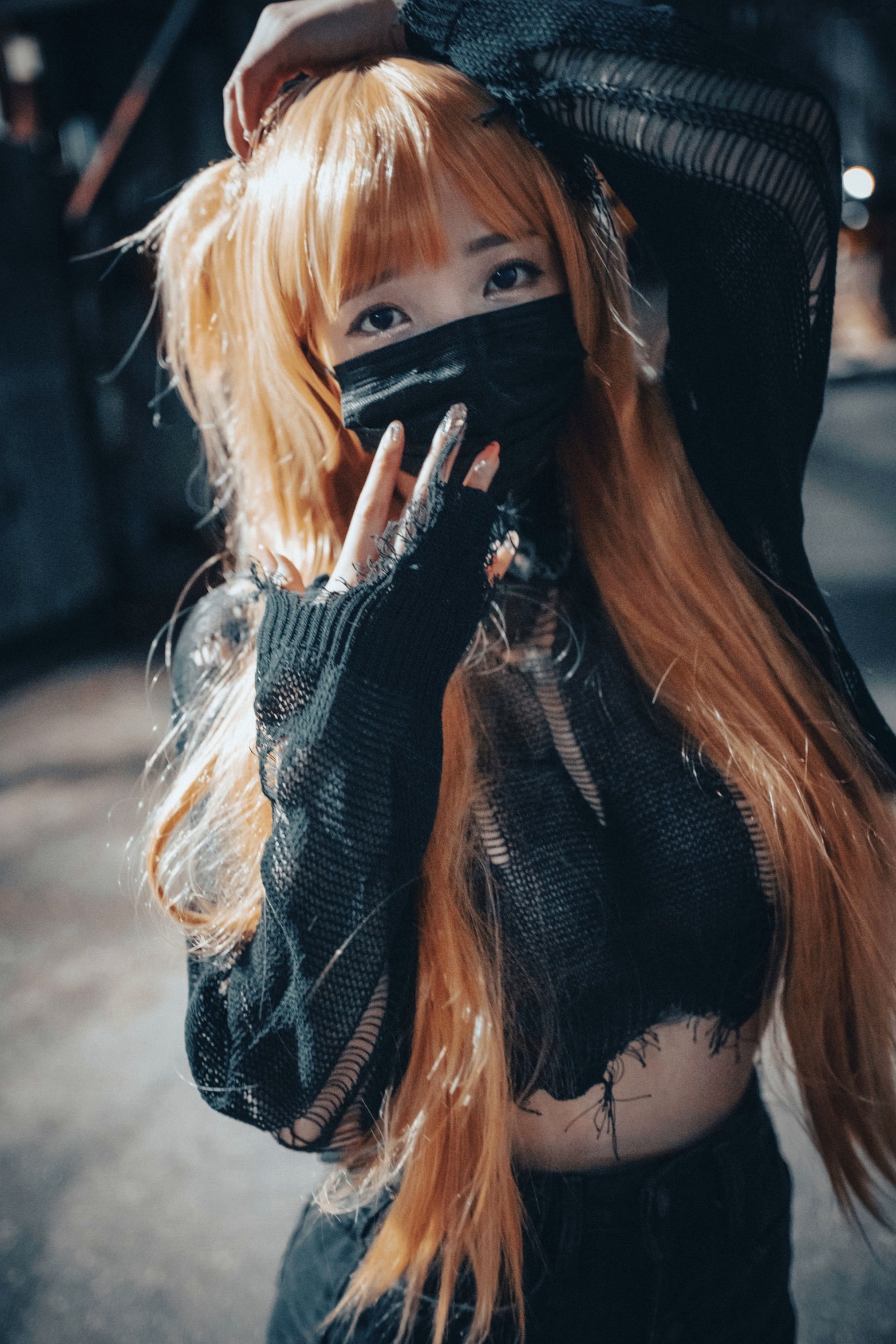 Gallery - 韩国美女孙乐乐Son-YeEun死亡笔记弥海砂Cosplay，暗黑车内私房大尺度写真，夜拍街头哥特诱惑，无圣光性感演绎韩国角色扮演大尺度私房照性感 女神私房照_秀色女神 - image 45