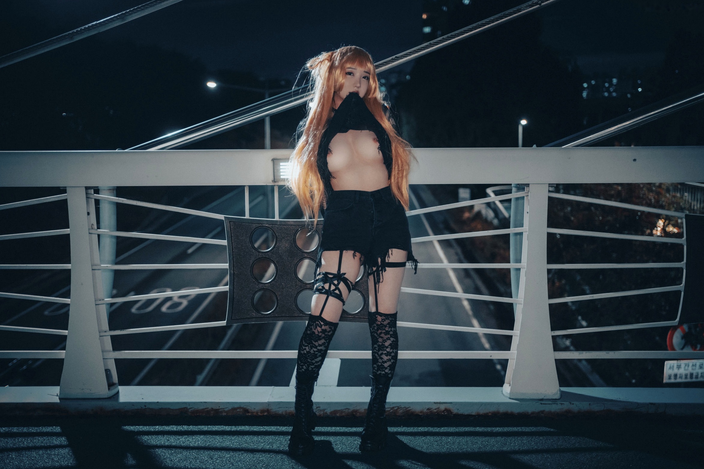Gallery - 韩国美女孙乐乐Son-YeEun死亡笔记弥海砂Cosplay，暗黑车内私房大尺度写真，夜拍街头哥特诱惑，无圣光性感演绎韩国角色扮演大尺度私房照性感 女神私房照_秀色女神 - image 60