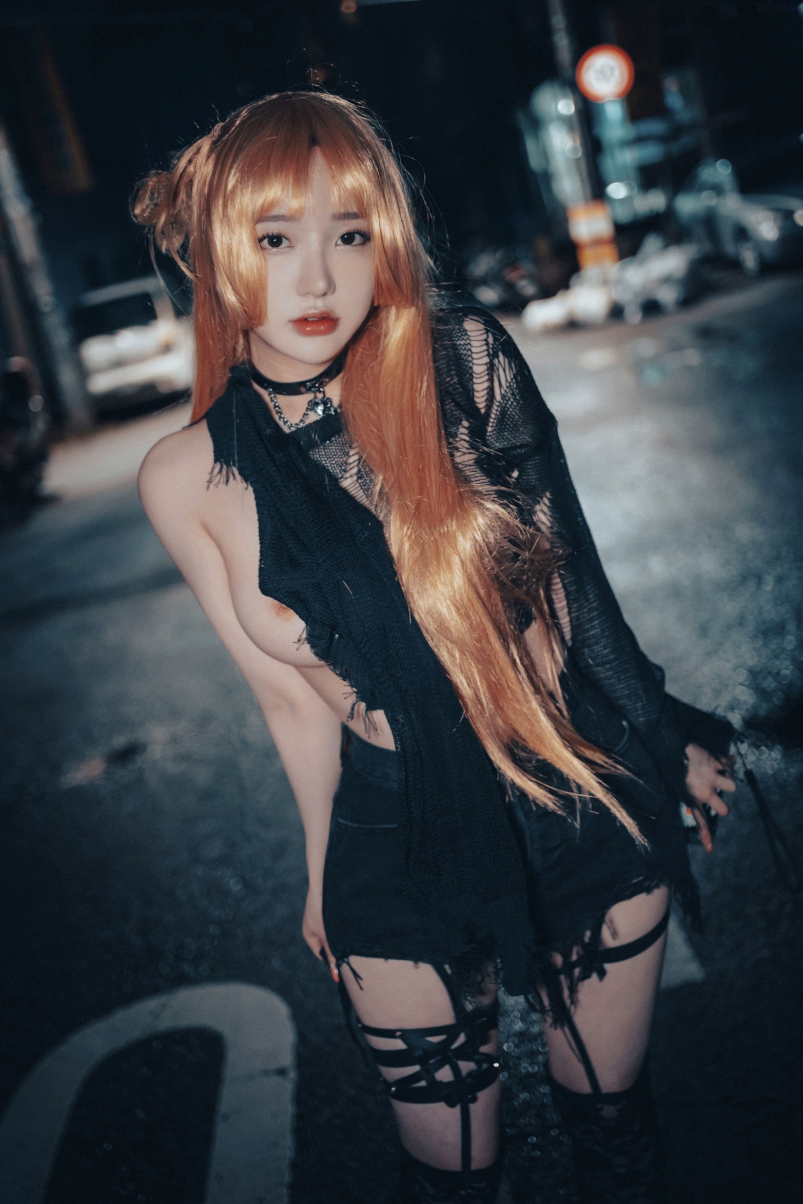Gallery - 韩国美女孙乐乐Son-YeEun死亡笔记弥海砂Cosplay，暗黑车内私房大尺度写真，夜拍街头哥特诱惑，无圣光性感演绎韩国角色扮演大尺度私房照性感 女神私房照_秀色女神 - image 61