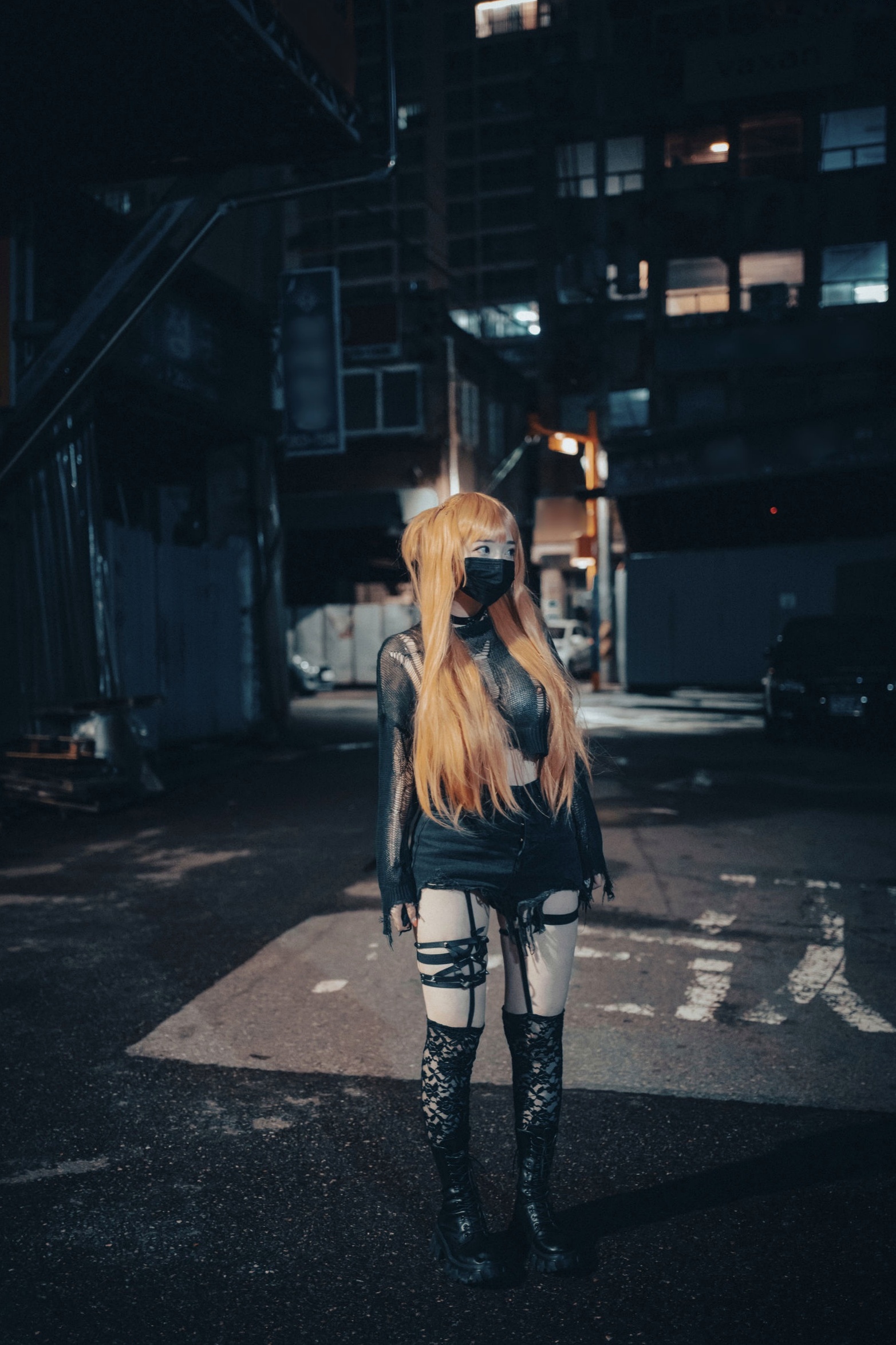 Gallery - 韩国美女孙乐乐Son-YeEun死亡笔记弥海砂Cosplay，暗黑车内私房大尺度写真，夜拍街头哥特诱惑，无圣光性感演绎韩国角色扮演大尺度私房照性感 女神私房照_秀色女神 - image 62