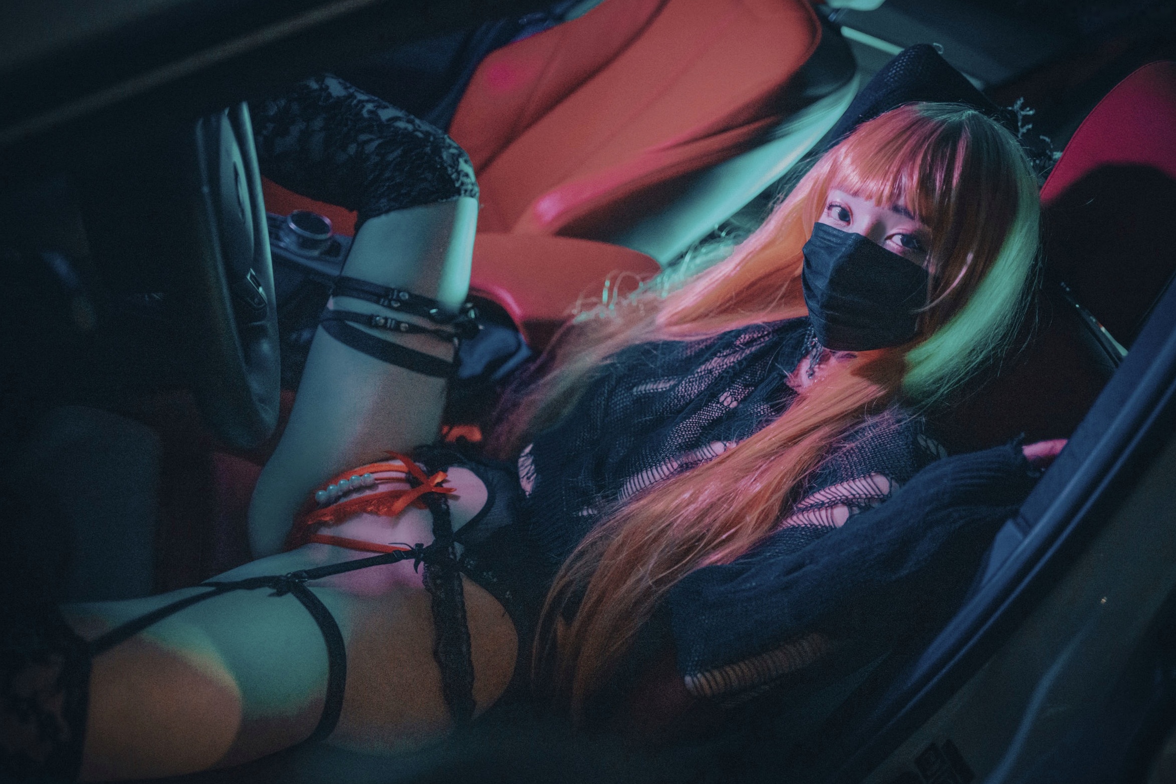 Gallery - 韩国美女孙乐乐Son-YeEun死亡笔记弥海砂Cosplay，暗黑车内私房大尺度写真，夜拍街头哥特诱惑，无圣光性感演绎韩国角色扮演大尺度私房照性感 女神私房照_秀色女神 - image 93