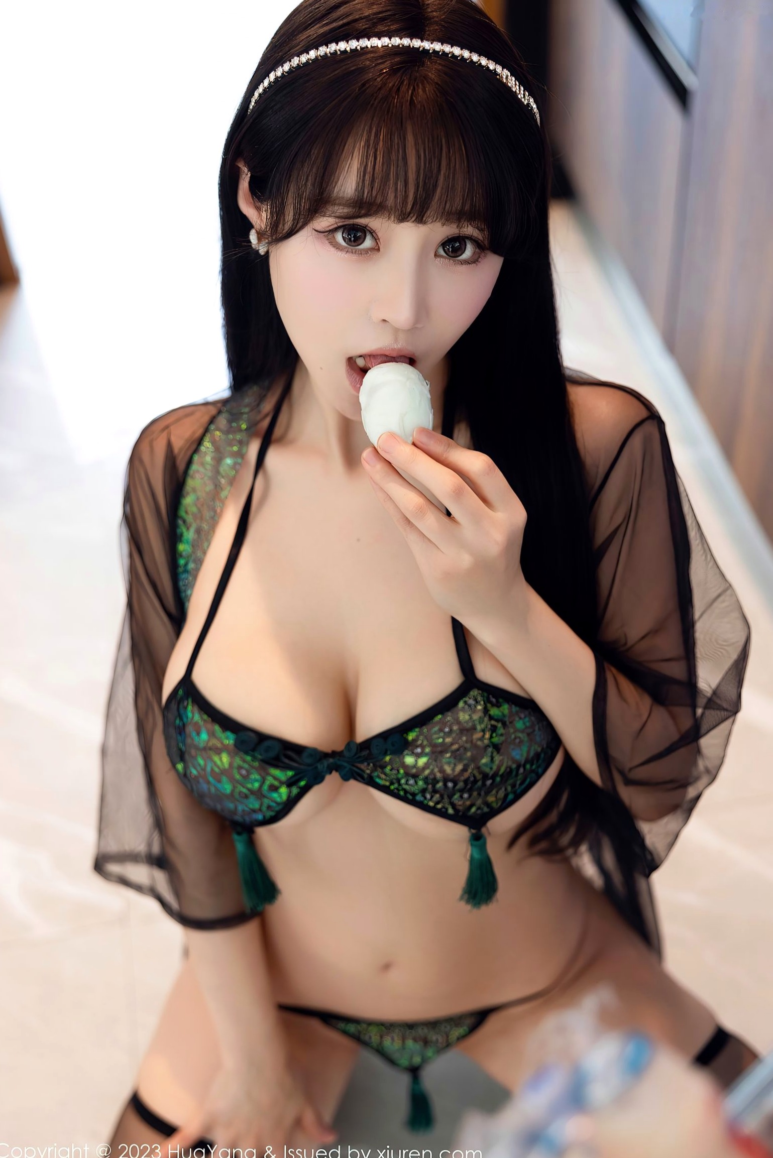 Gallery - 朱可儿Flora花漾 - Flower私房写真，魅惑蕾丝内衣配黑丝，甜美颜值与火辣身材的禁忌诱惑性感诱惑内衣黑丝私房照 女神私房照_秀色女神 - image 13
