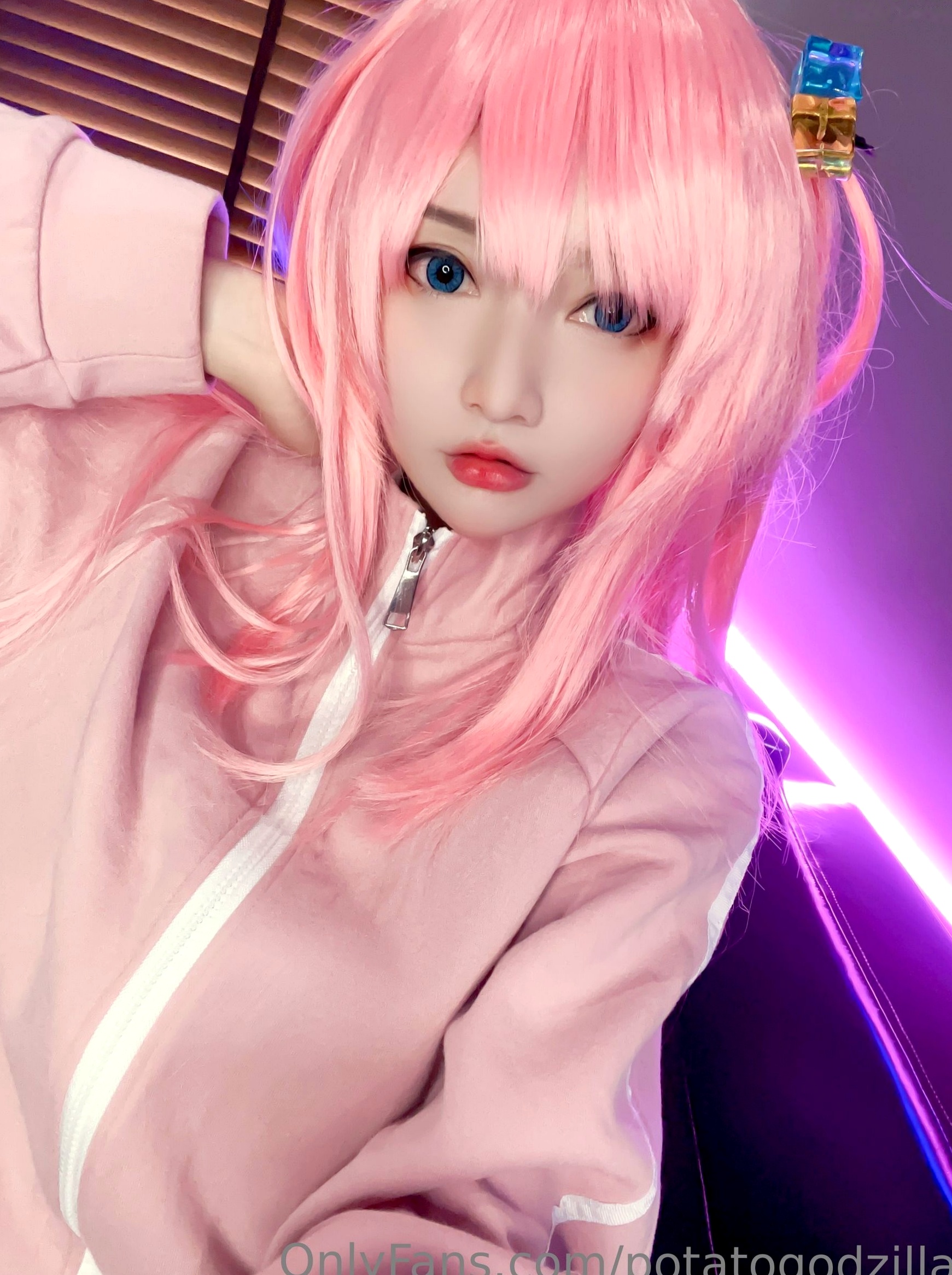 Gallery - Potato-Godzilla-孤独摇滚-Bocchi 女神私房照_秀色女神 - image 1