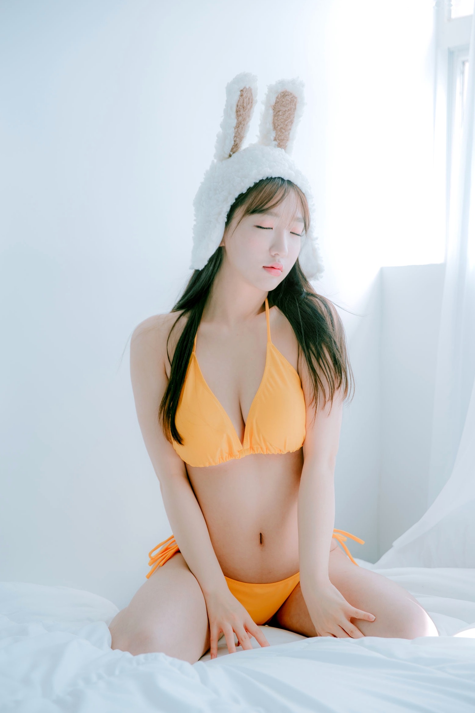 Gallery - 韩国尤物孙乐乐Son Ye Eun兔耳比基尼写真，清新甜美与性感诱惑的完美碰撞韩国性感诱惑清新比基尼 女神私房照_秀色女神 - image 11