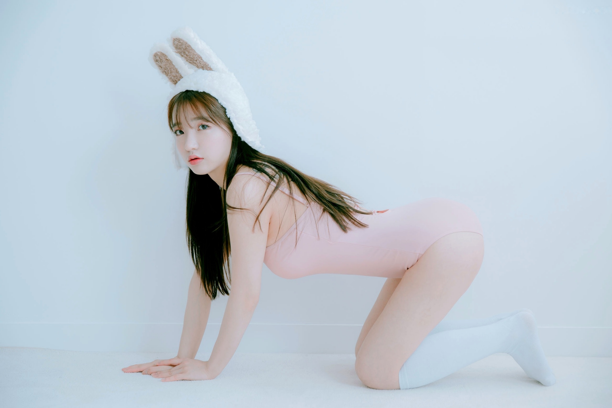 Gallery - 韩国尤物孙乐乐Son Ye Eun兔耳比基尼写真，清新甜美与性感诱惑的完美碰撞韩国性感诱惑清新比基尼 女神私房照_秀色女神 - image 66