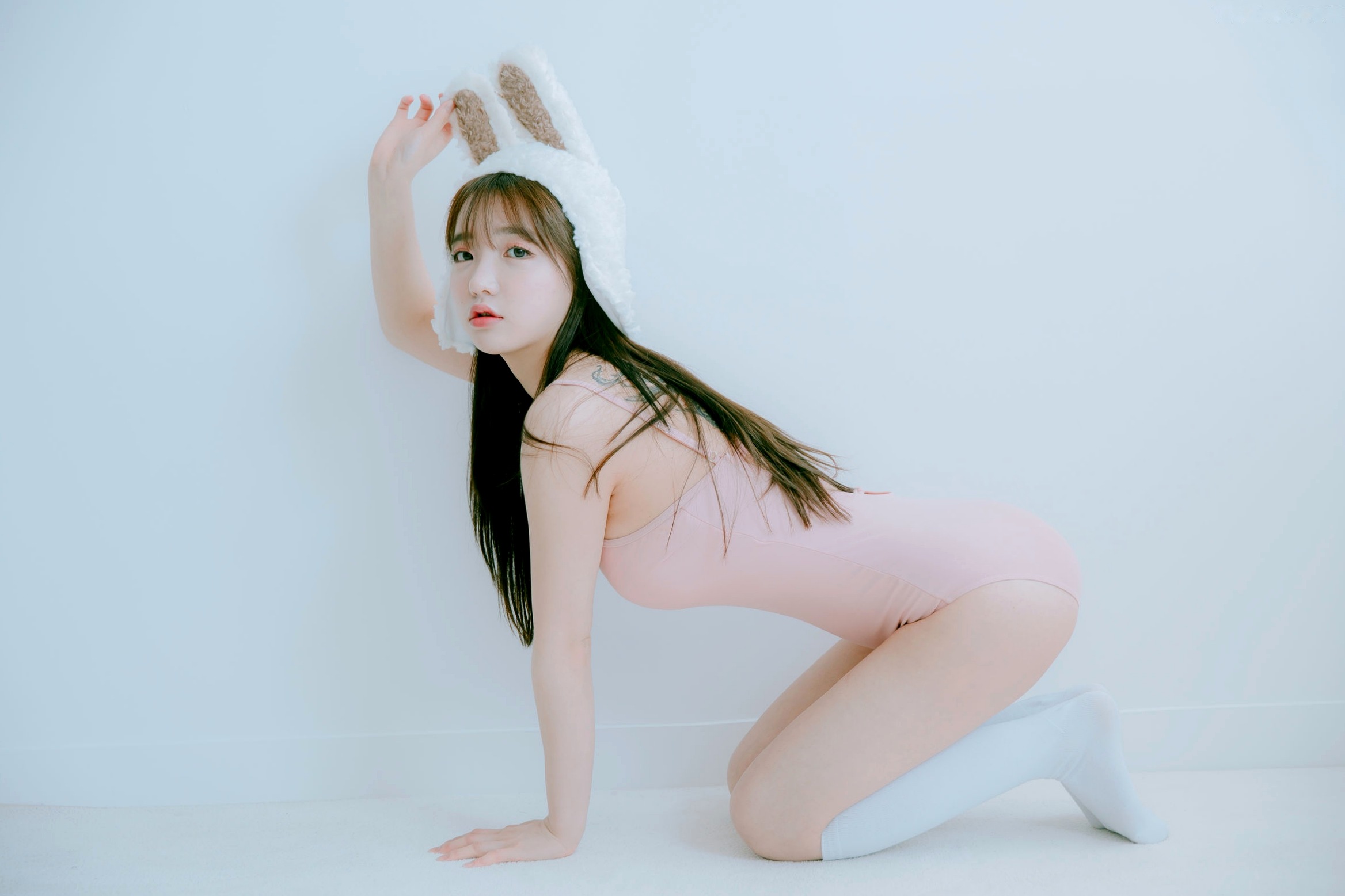Gallery - 韩国尤物孙乐乐Son Ye Eun兔耳比基尼写真，清新甜美与性感诱惑的完美碰撞韩国性感诱惑清新比基尼 女神私房照_秀色女神 - image 67