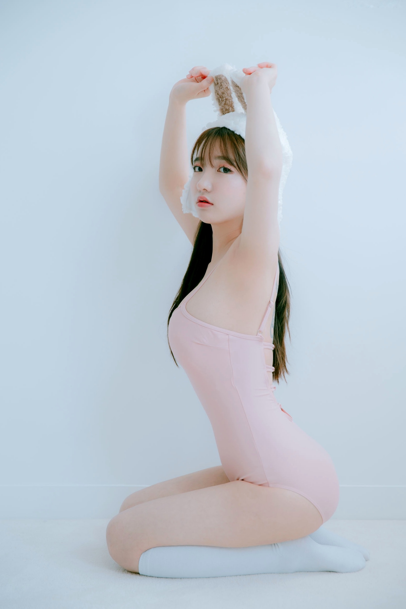 Gallery - 韩国尤物孙乐乐Son Ye Eun兔耳比基尼写真，清新甜美与性感诱惑的完美碰撞韩国性感诱惑清新比基尼 女神私房照_秀色女神 - image 69