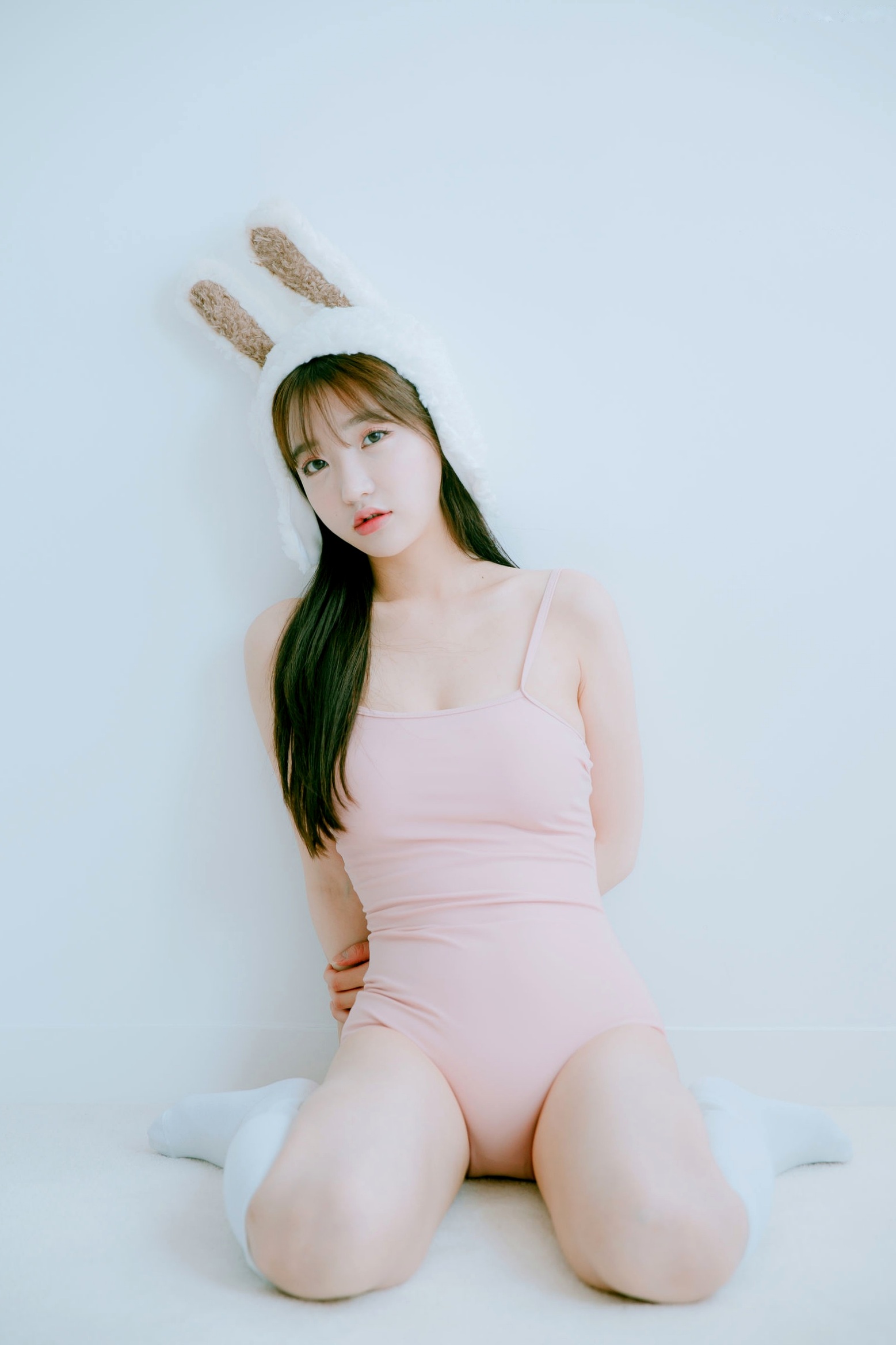Gallery - 韩国尤物孙乐乐Son Ye Eun兔耳比基尼写真，清新甜美与性感诱惑的完美碰撞韩国性感诱惑清新比基尼 女神私房照_秀色女神 - image 70