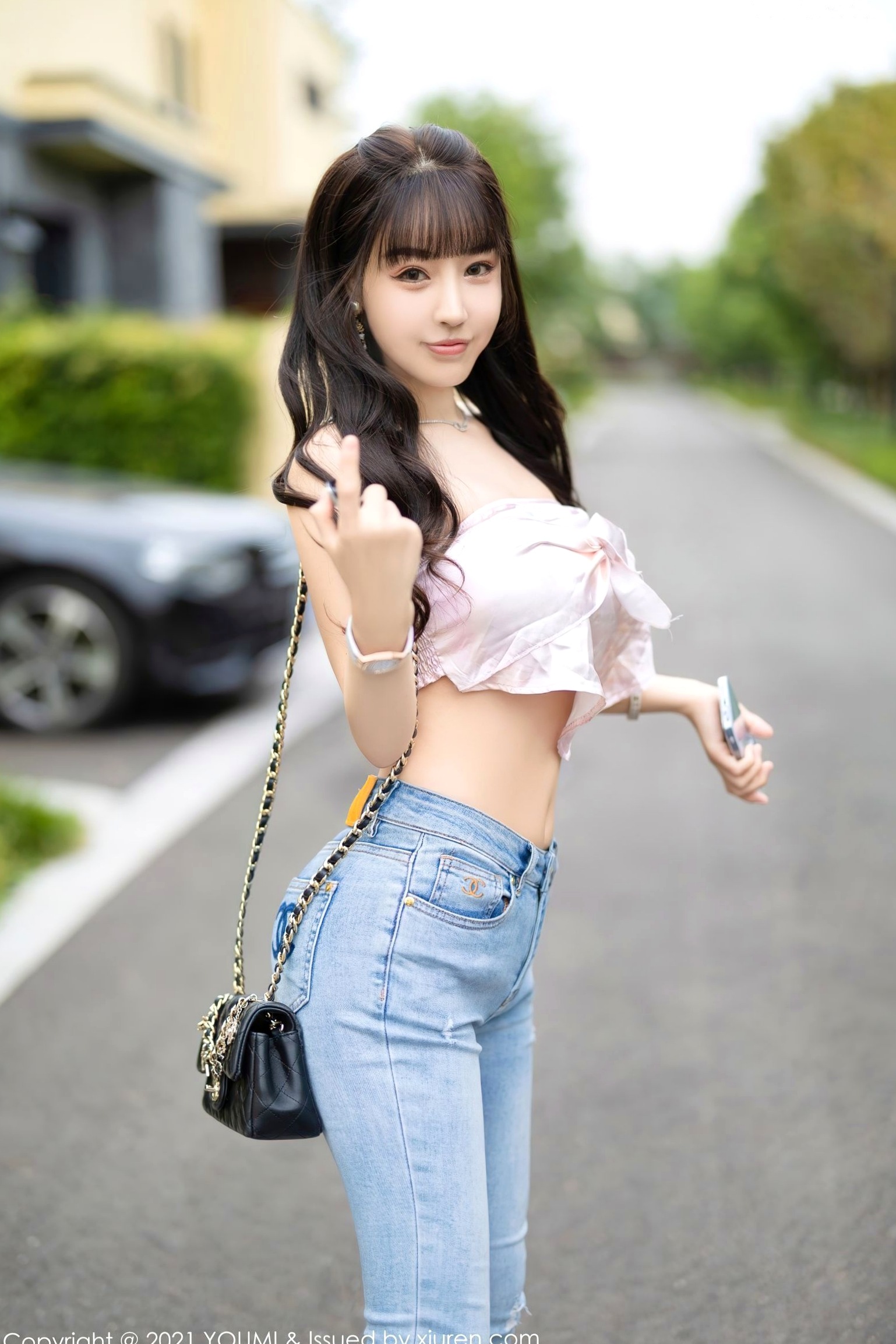 Gallery - YouMi尤蜜荟 - Chiness Model -725-朱可儿Flower：成都户外车拍，粉色抹胸诱惑，极致白丝美腿，傲人豪乳私房，潮流街拍写真尤蜜荟 - Chiness Model 性感户外美腿丝袜 女神私房照_秀色女神 - image 5