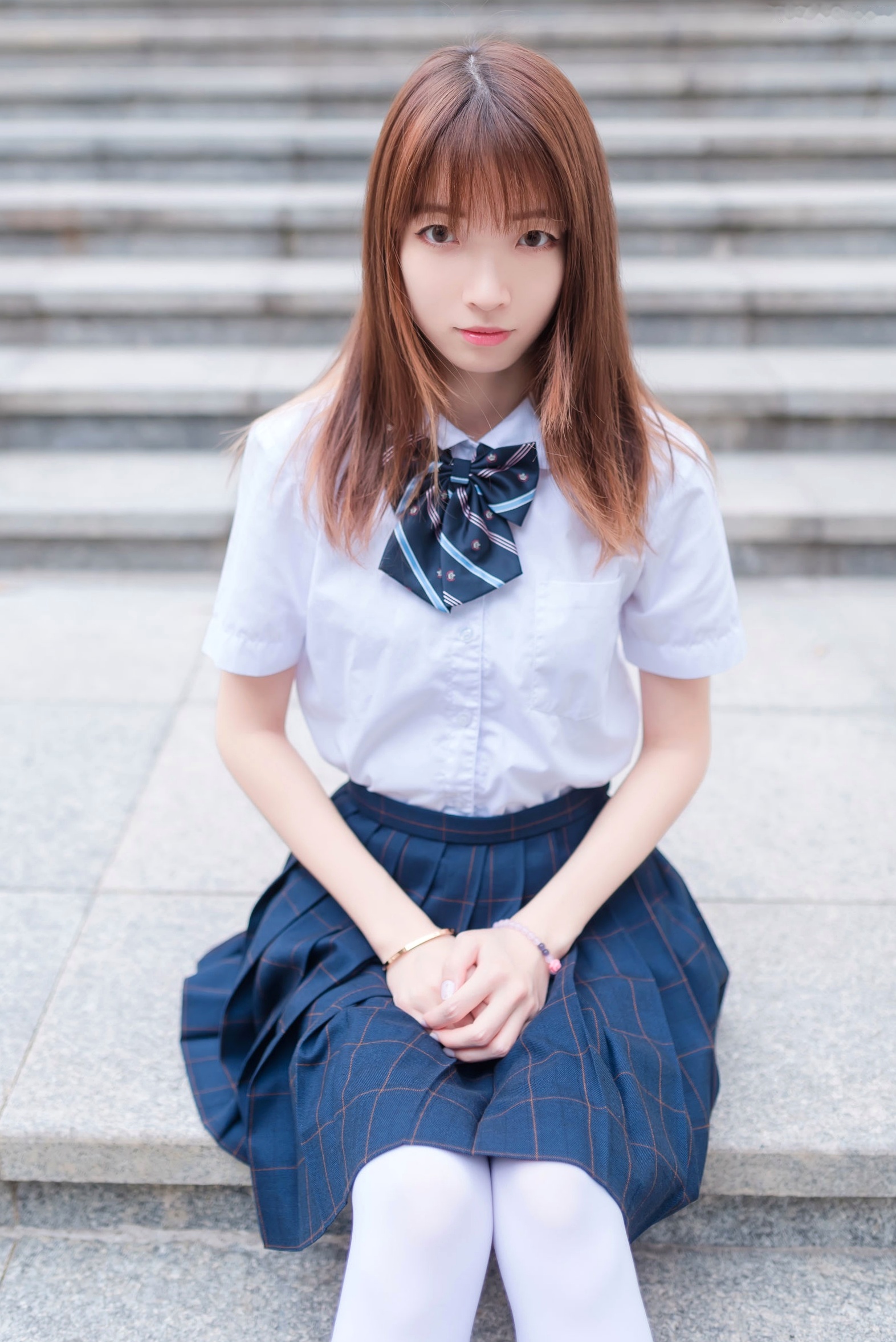 Gallery - MTCos喵糖映画-Vol.427-《校园JK》清纯少女学园系，极致白丝诱惑，清新学院风写真制服清纯美腿私房照 女神私房照_秀色女神 - image 2