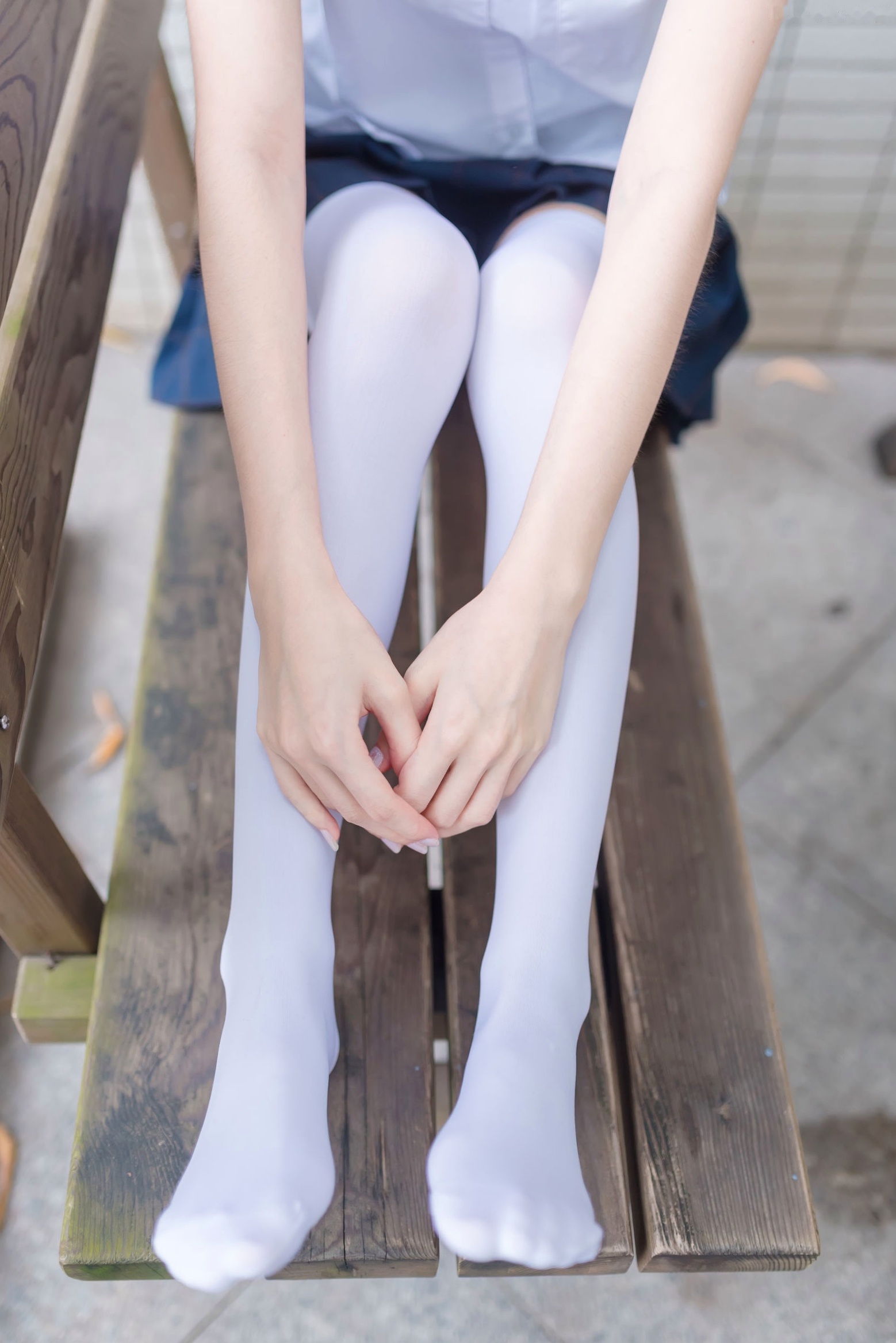 Gallery - MTCos喵糖映画-Vol.427-《校园JK》清纯少女学园系，极致白丝诱惑，清新学院风写真制服清纯美腿私房照 女神私房照_秀色女神 - image 23