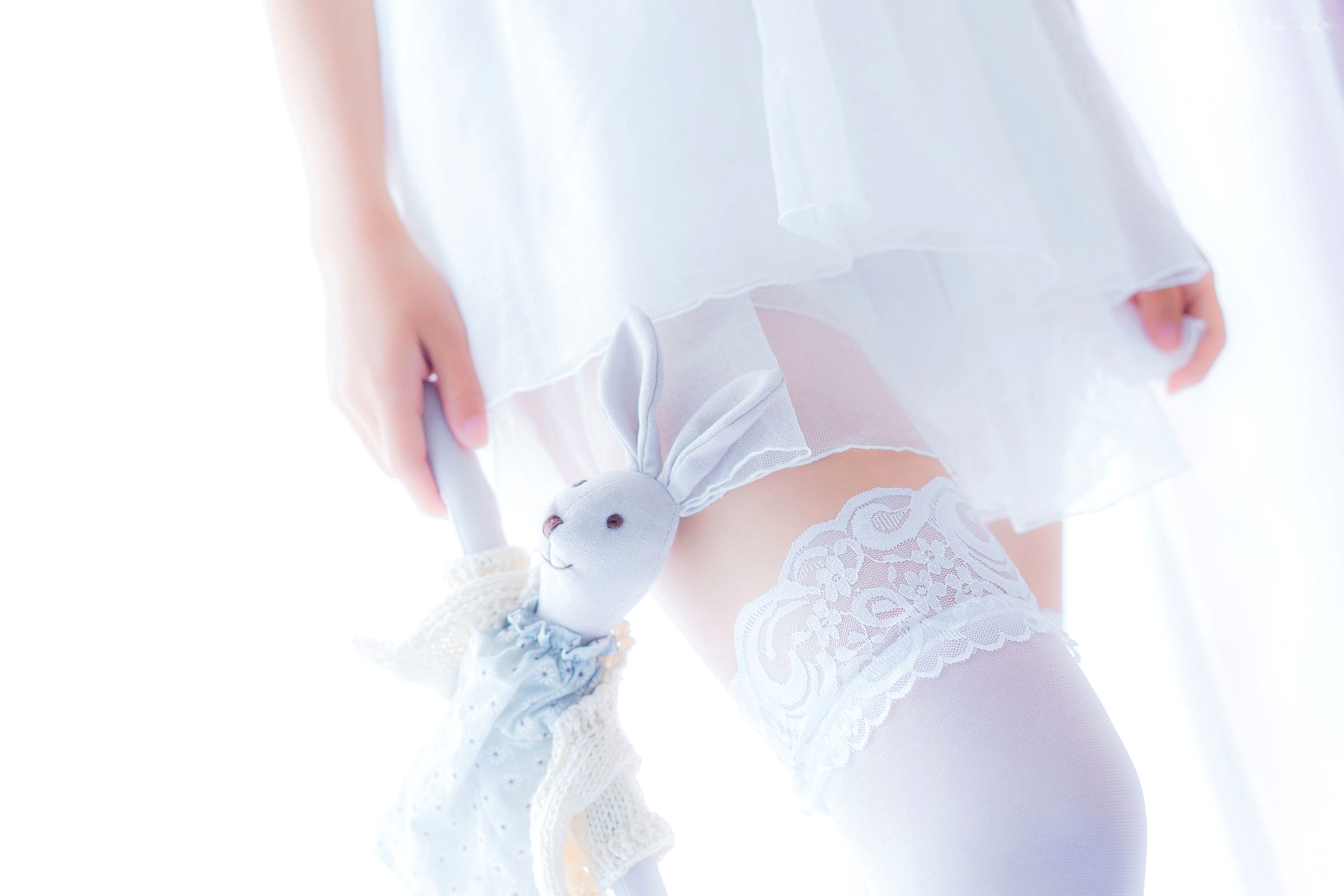 Gallery - MTCos喵糖映画-Vol.415-《白裙少女》清纯萝莉丝袜私房照，治愈系少女的梦幻唯美瞬间清纯萝莉治愈系私房照丝袜 女神私房照_秀色女神 - image 13