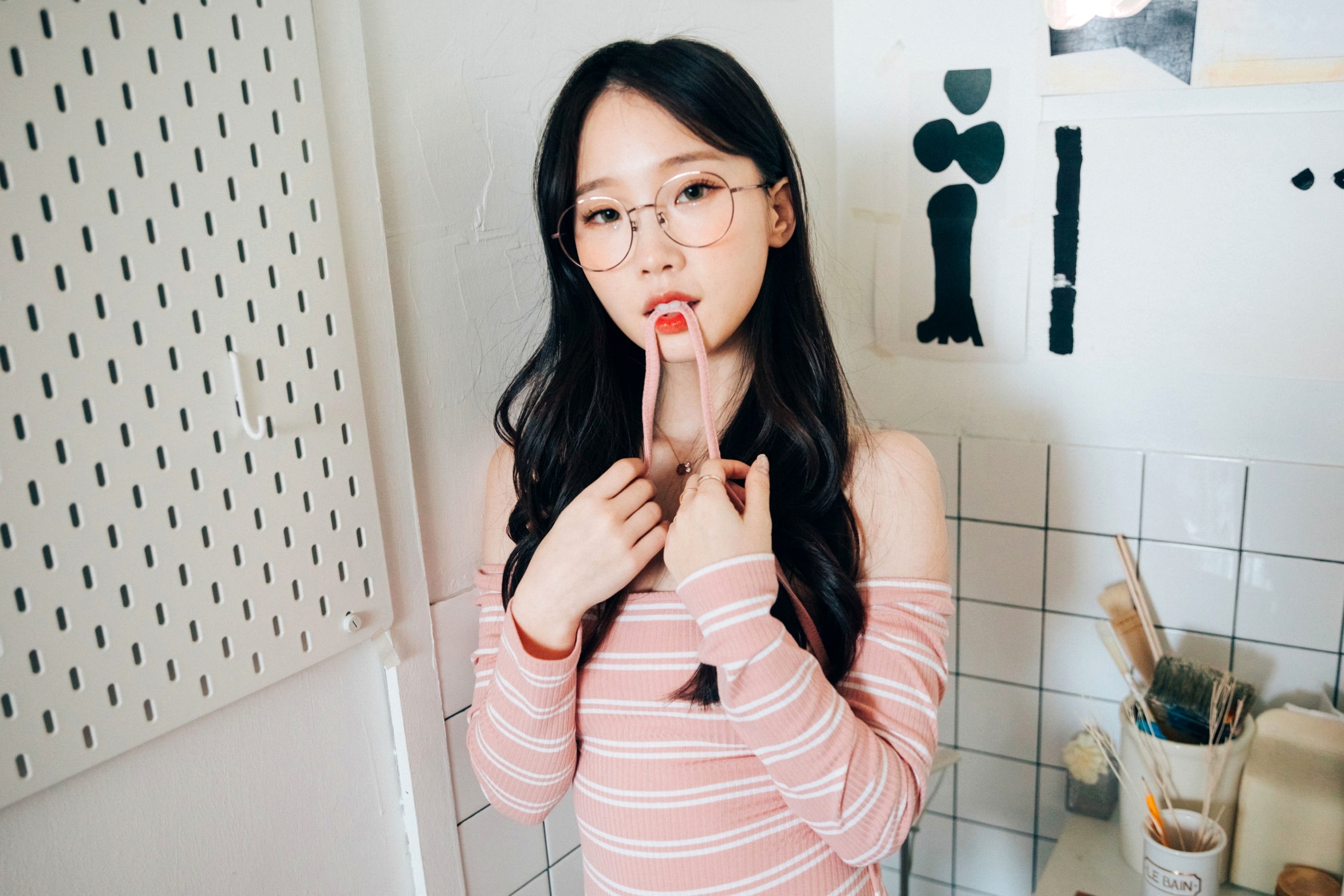 Gallery - 韩国美女-Pureding-퓨딩-Assistant-Loozy室内私房写真，性感连体衣与精致内衣诱惑，展现甜美傲人曲线韩国性感诱惑私房照美腿内衣 女神私房照_秀色女神 - image 13