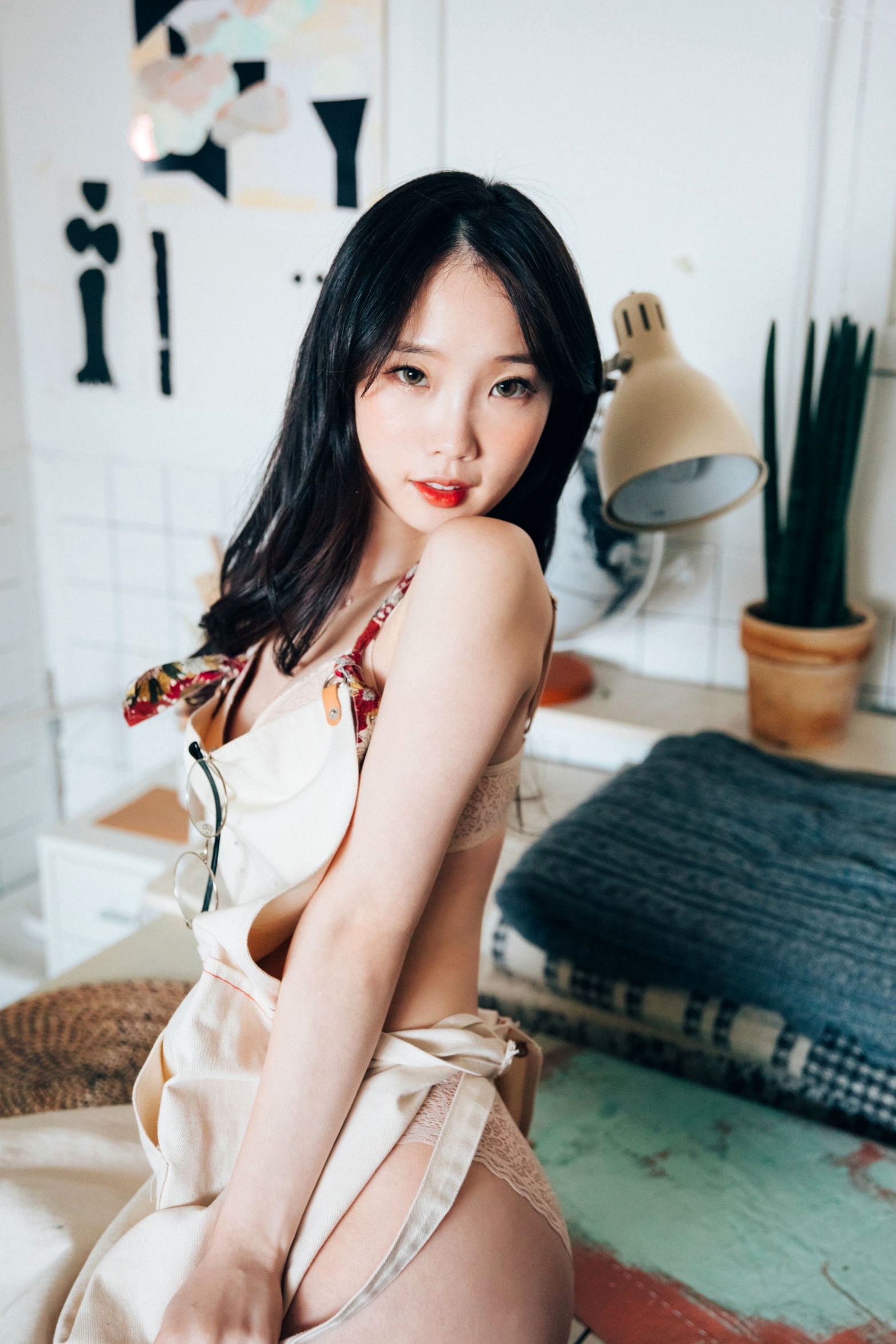 Gallery - 韩国美女-Pureding-퓨딩-Assistant-Loozy室内私房写真，性感连体衣与精致内衣诱惑，展现甜美傲人曲线韩国性感诱惑私房照美腿内衣 女神私房照_秀色女神 - image 41