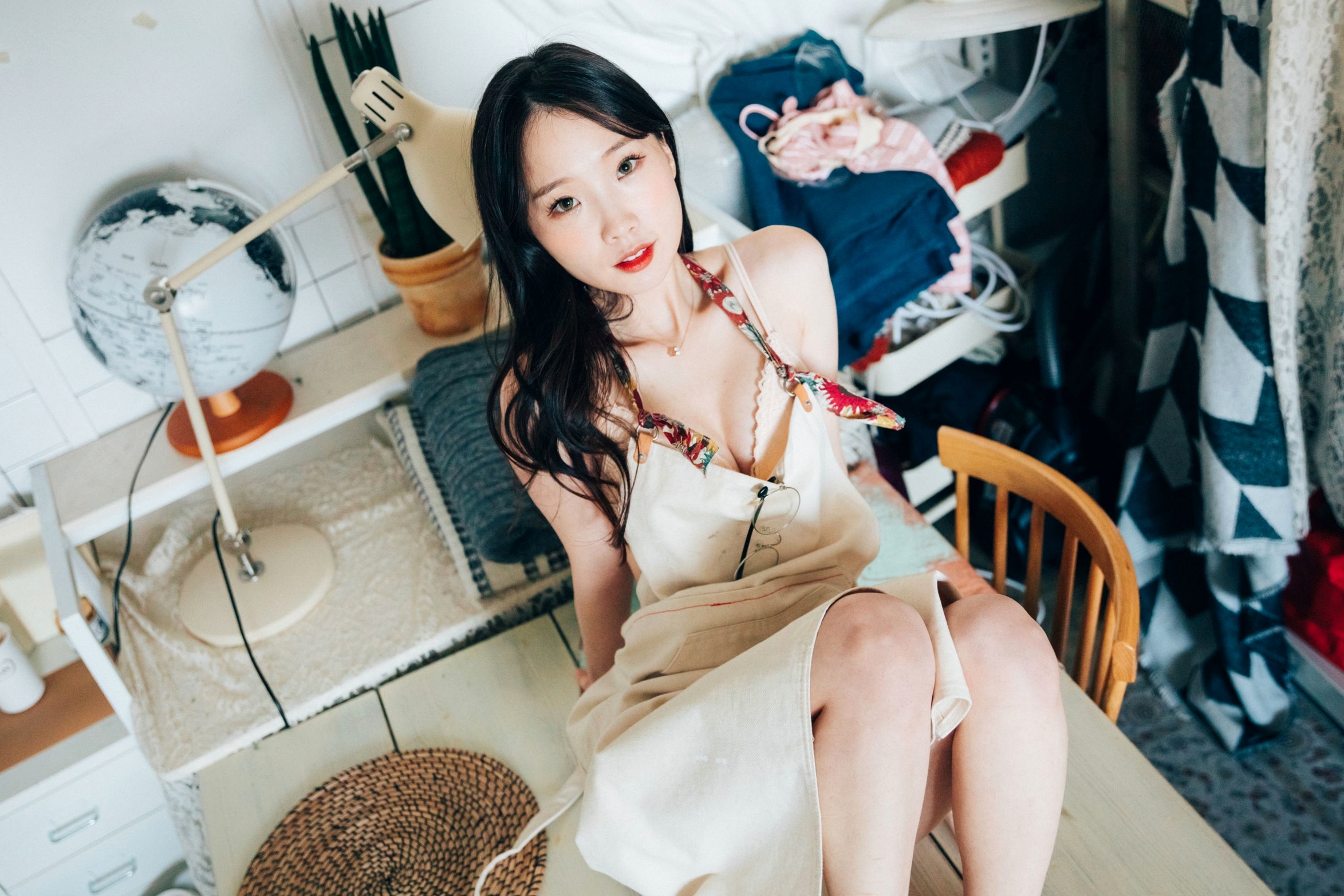Gallery - 韩国美女-Pureding-퓨딩-Assistant-Loozy室内私房写真，性感连体衣与精致内衣诱惑，展现甜美傲人曲线韩国性感诱惑私房照美腿内衣 女神私房照_秀色女神 - image 44