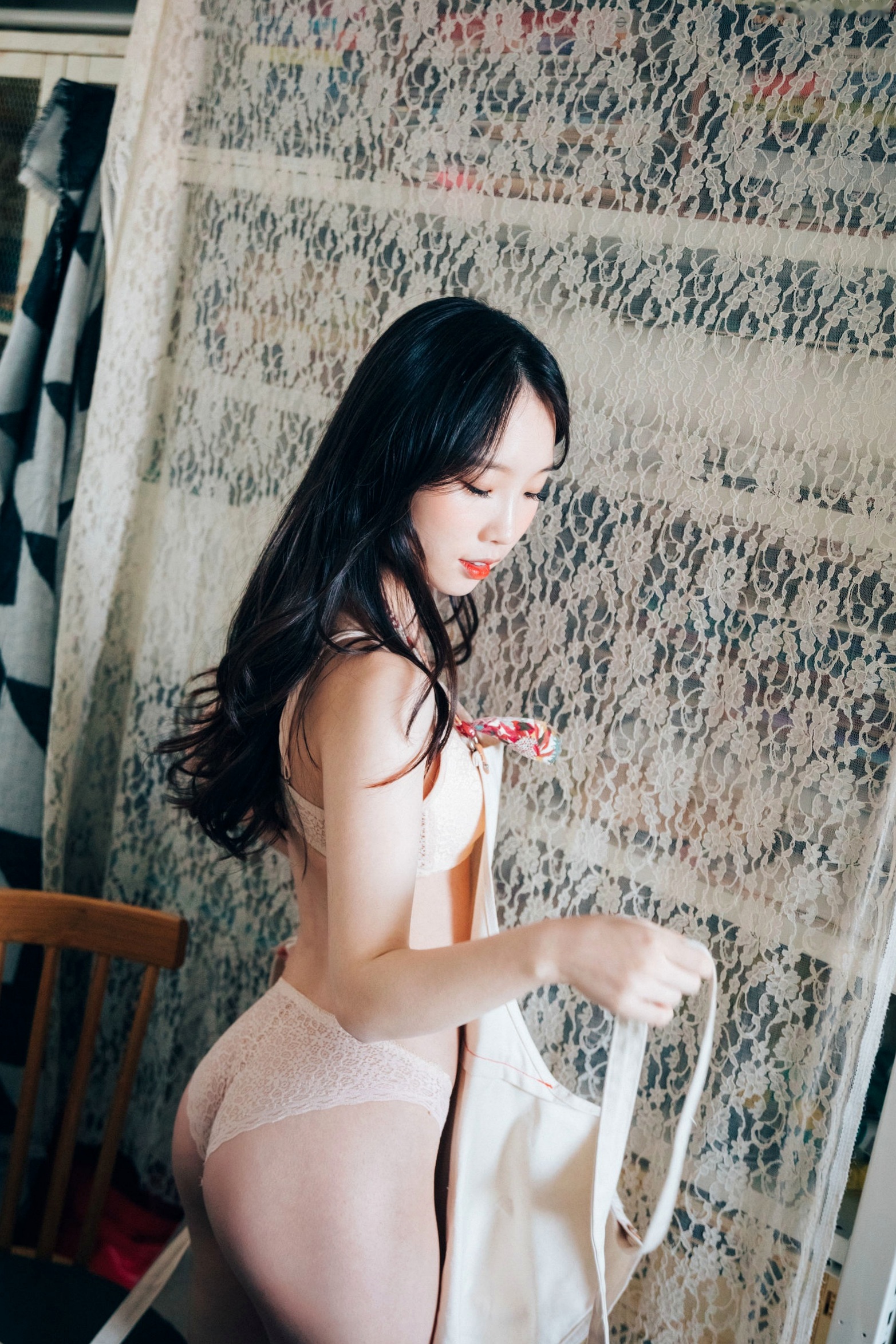 Gallery - 韩国美女-Pureding-퓨딩-Assistant-Loozy室内私房写真，性感连体衣与精致内衣诱惑，展现甜美傲人曲线韩国性感诱惑私房照美腿内衣 女神私房照_秀色女神 - image 49