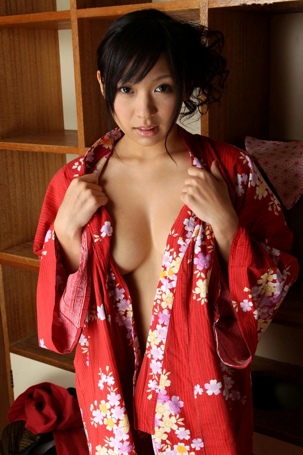 Gallery - X-City_ KIMONO和テイスト 021 小倉奈々 Nana Ogura 日式和服写真，古典气质清纯唯美室内旅拍日本和服清纯气质私房照 女神私房照_秀色女神 - image 16