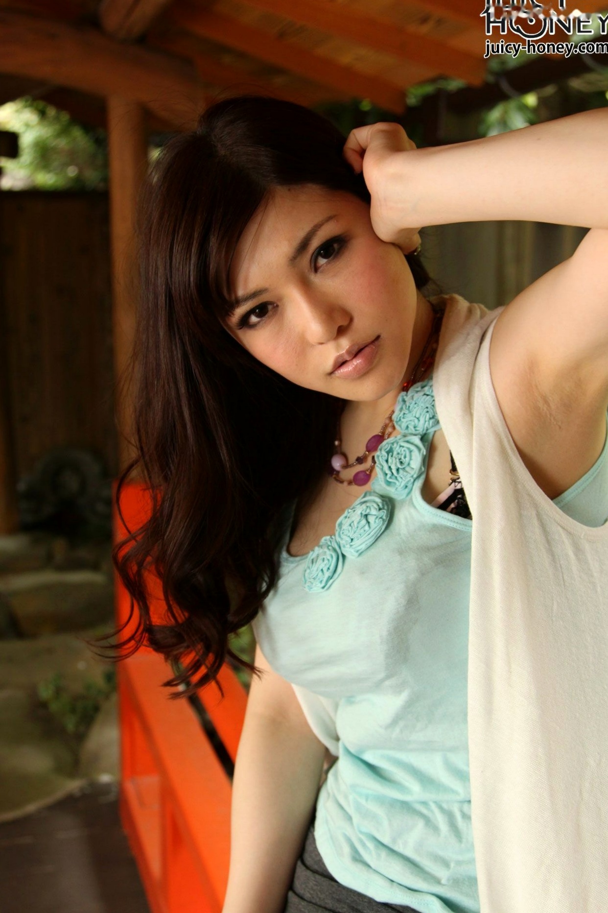 Gallery - 冲田杏梨写真集：优雅日式和服户外风情与居家私房诱惑，极品女神演绎双面迷人气质 [30P]日本和服诱惑私房照极品 女神私房照_秀色女神 - image 7