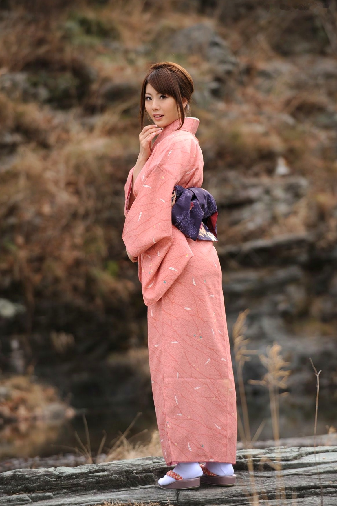 Gallery - 麻美ゆま Yuma Asami 和服私房写真，古典和服御姐与成熟性感尤物，绝美户外与大尺度居家拍摄日本和服性感私房照大尺度 女神私房照_秀色女神 - image 22